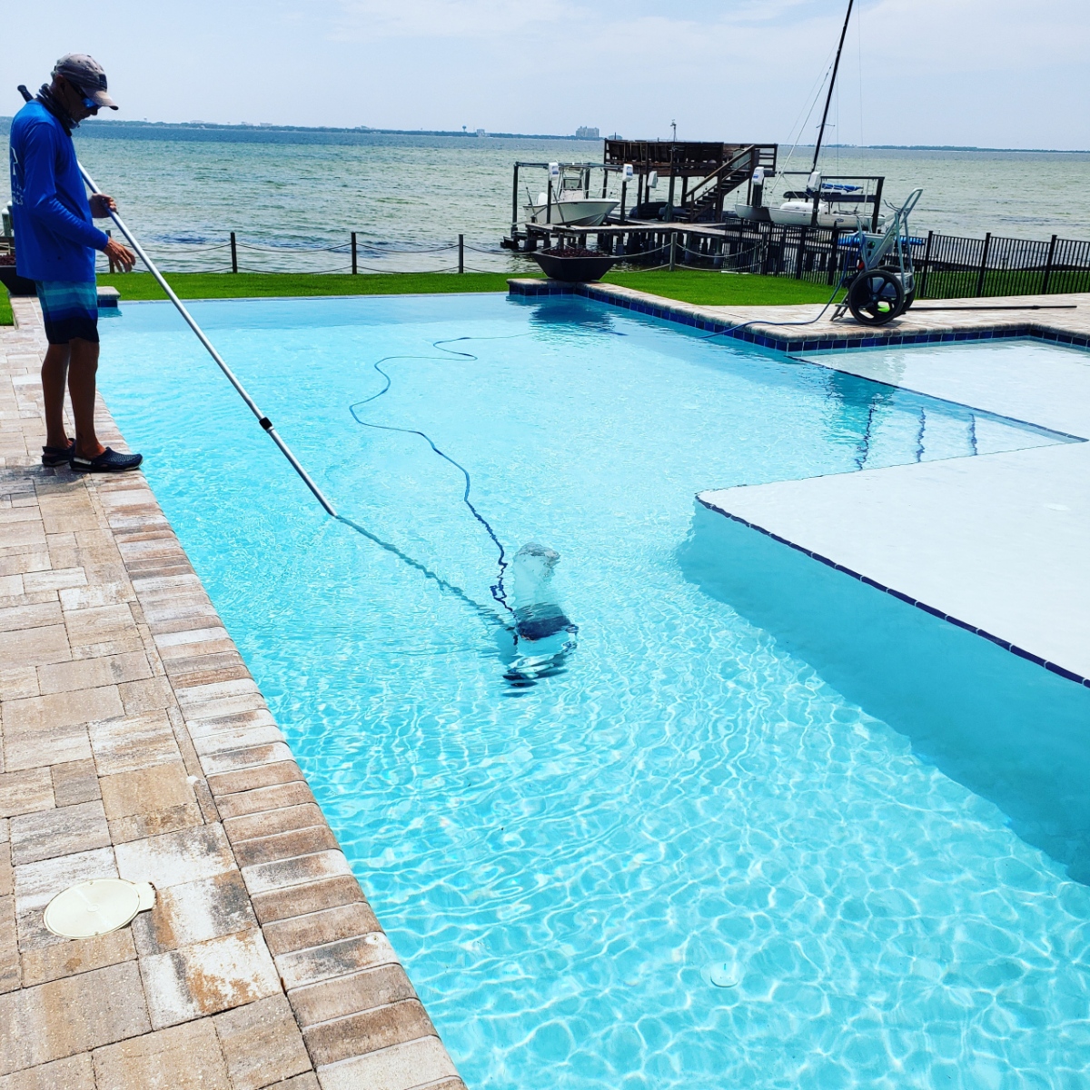 VIP Pools and Spas logo