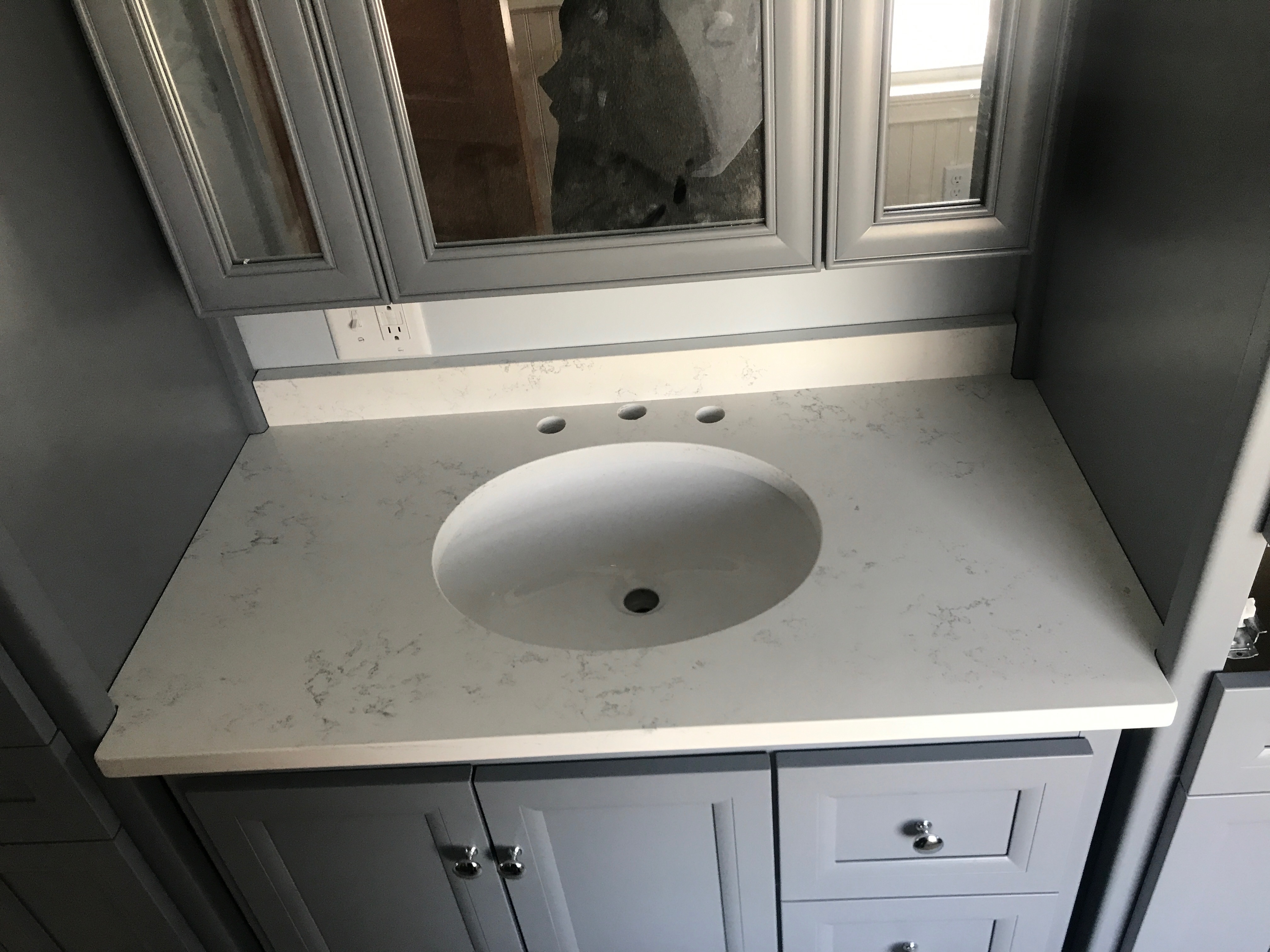 Gemini Stone LLC logo