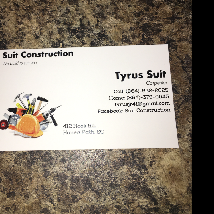 Suit Construction logo