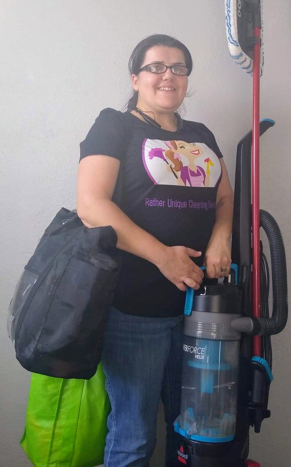 RatherUniqueCleaningService logo