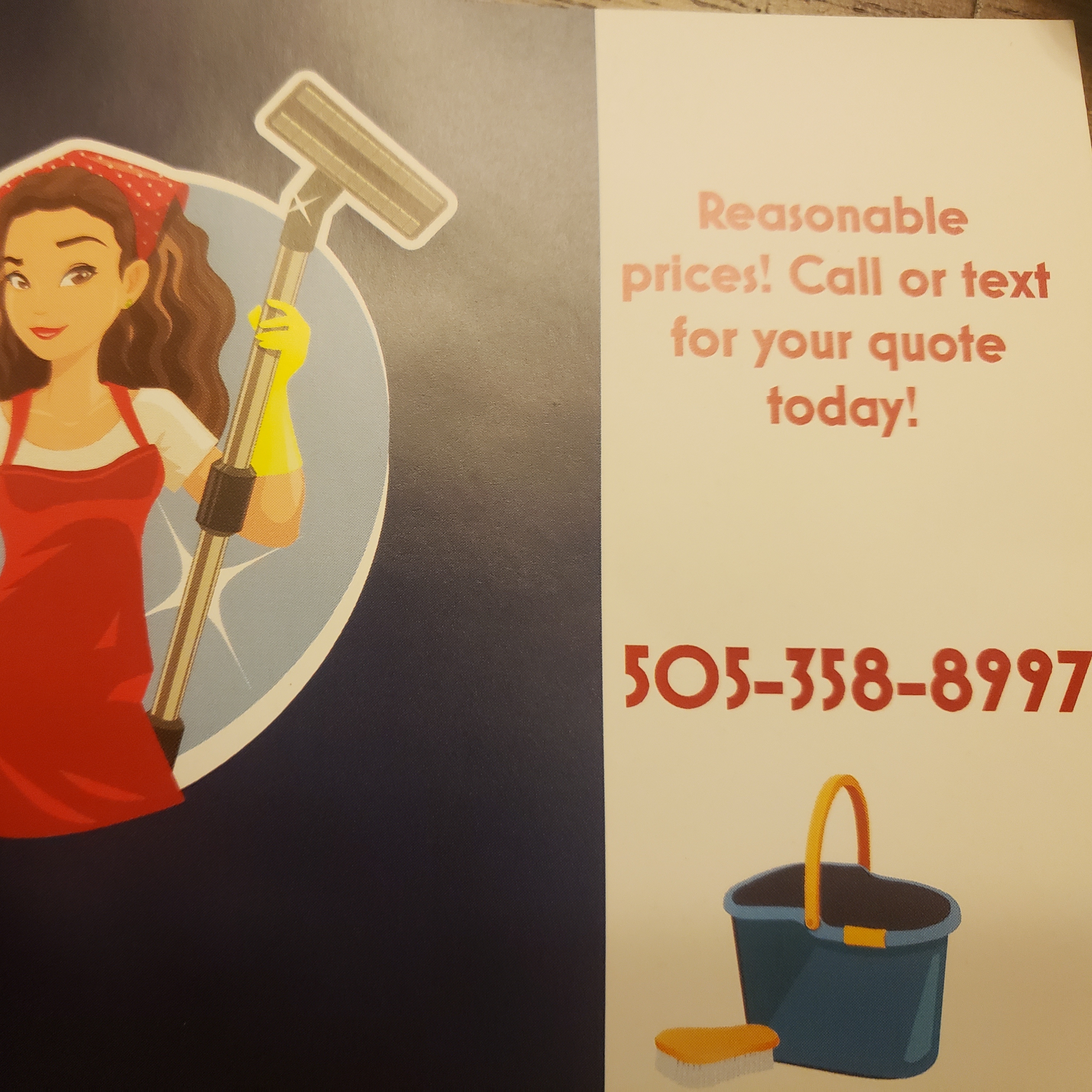 Glady's Cleaning Services logo