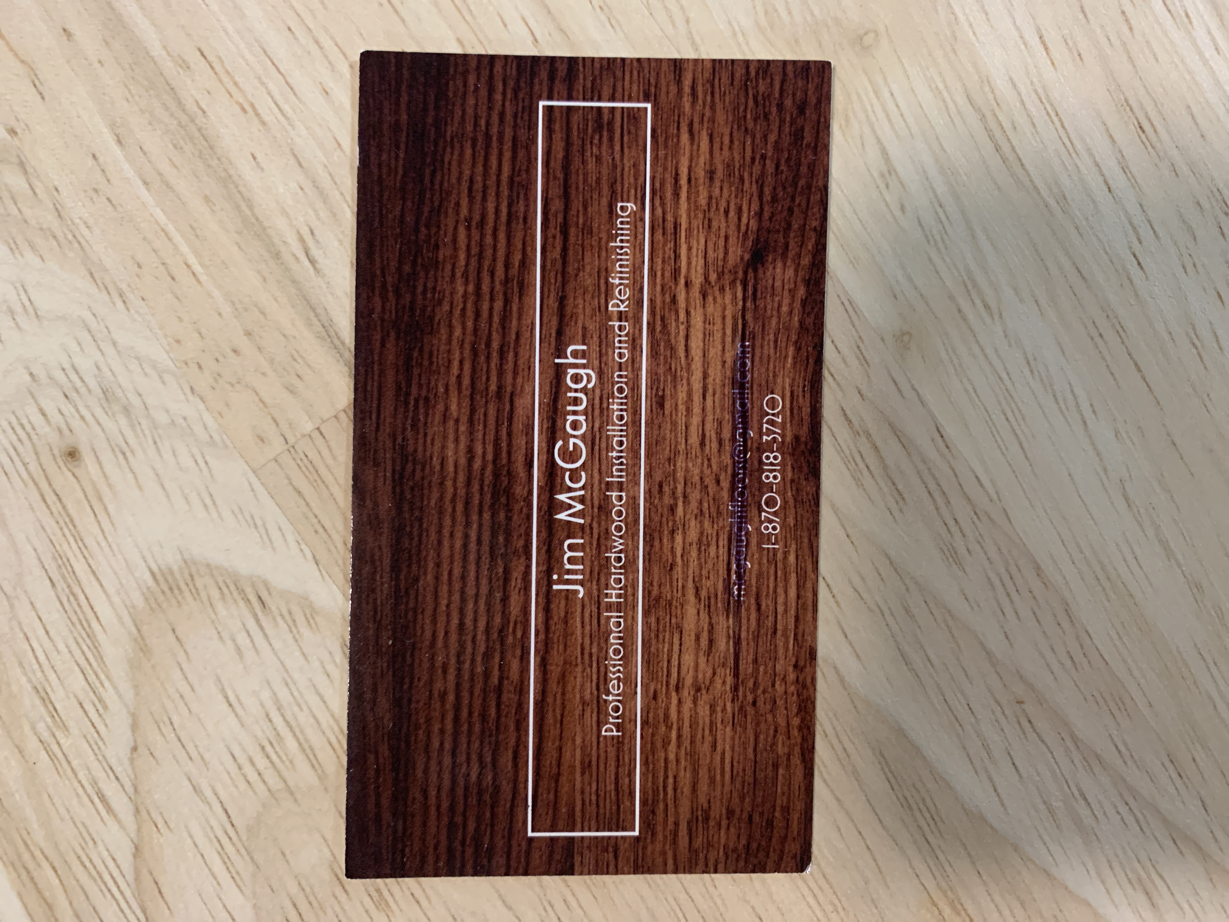 McGaugh Floors logo