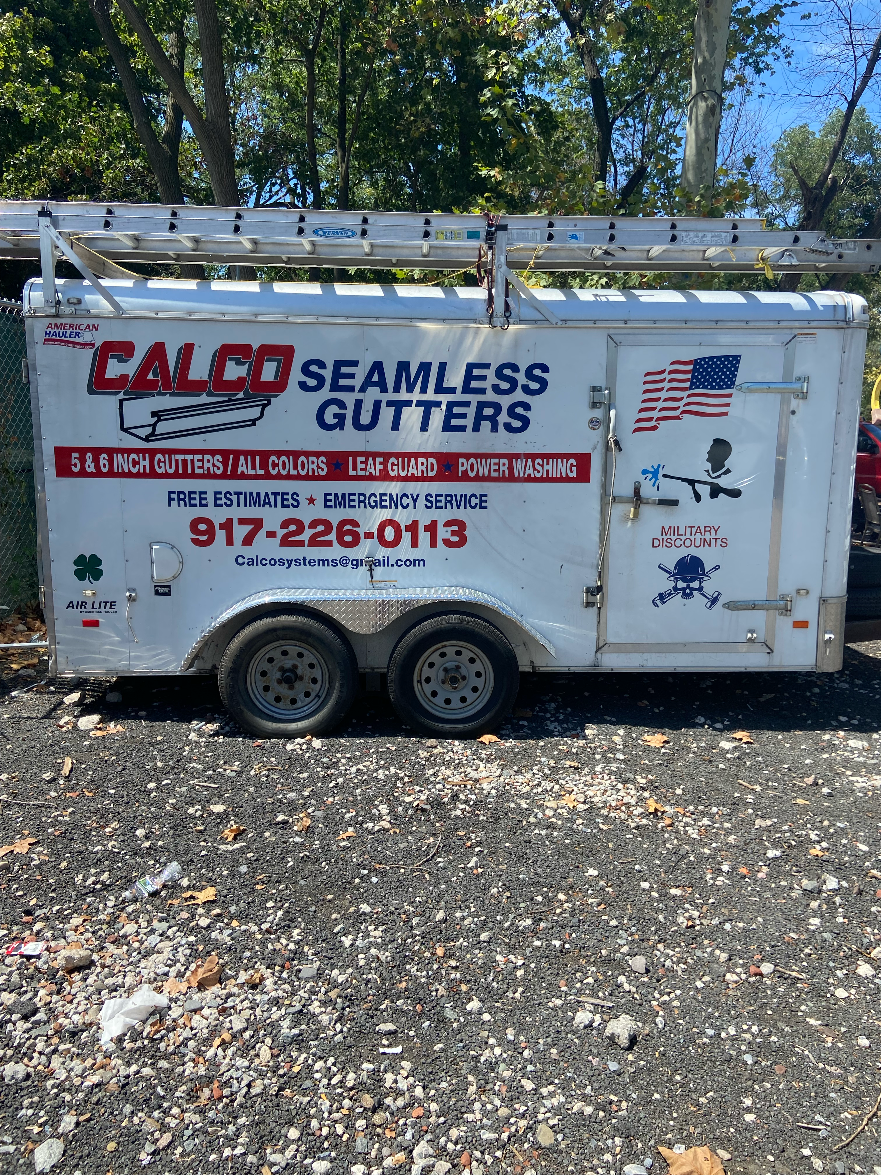 CALCO SEAMLESS GUTTERS logo