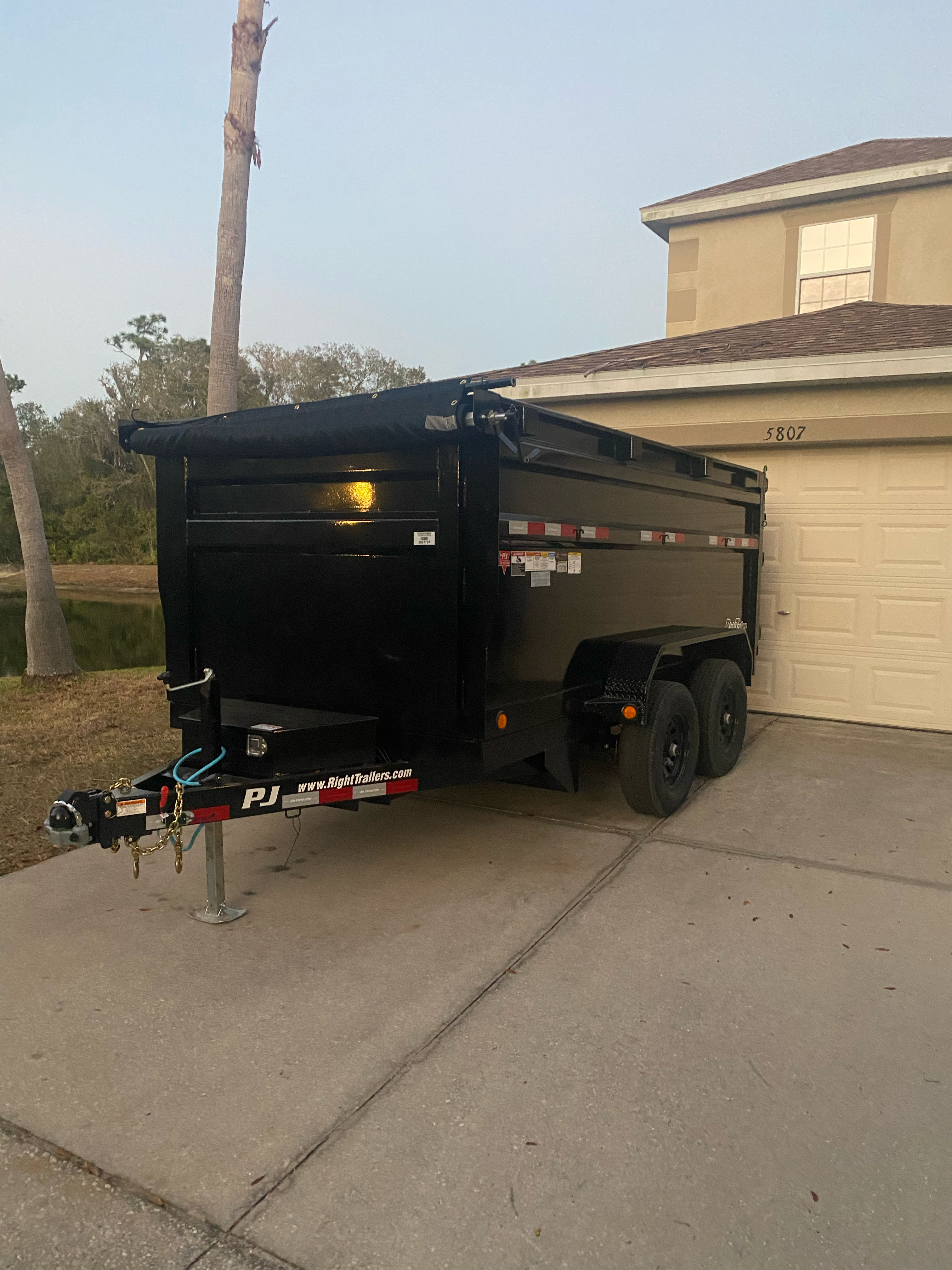 BW Dumpster Services logo