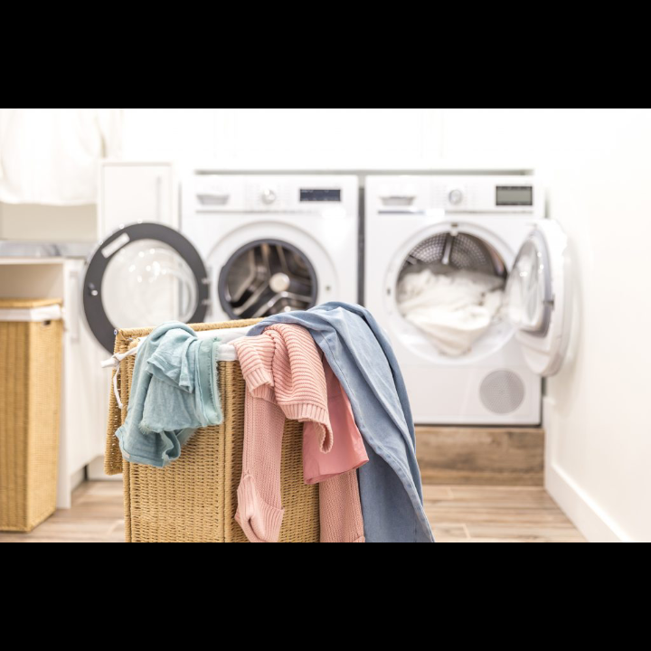 Legendary Laundry Service logo