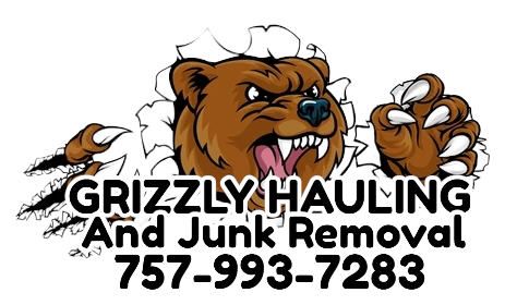 Logo for Grizzly Hauling
