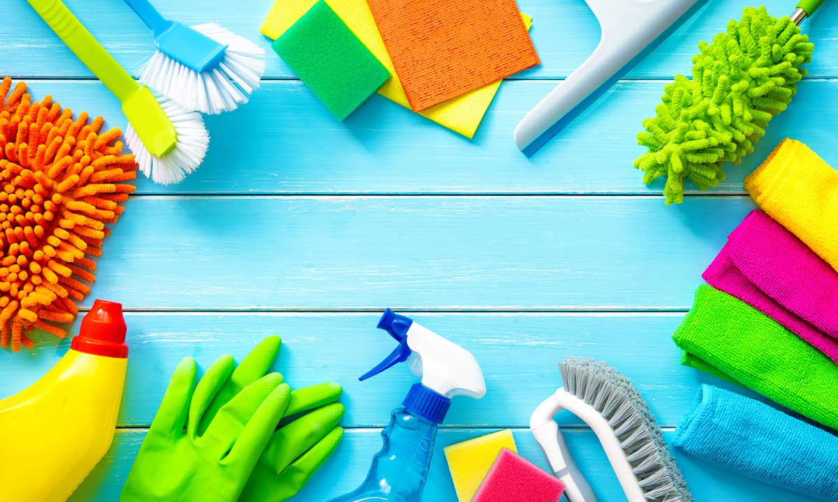 Scrubs Cleaning Service logo