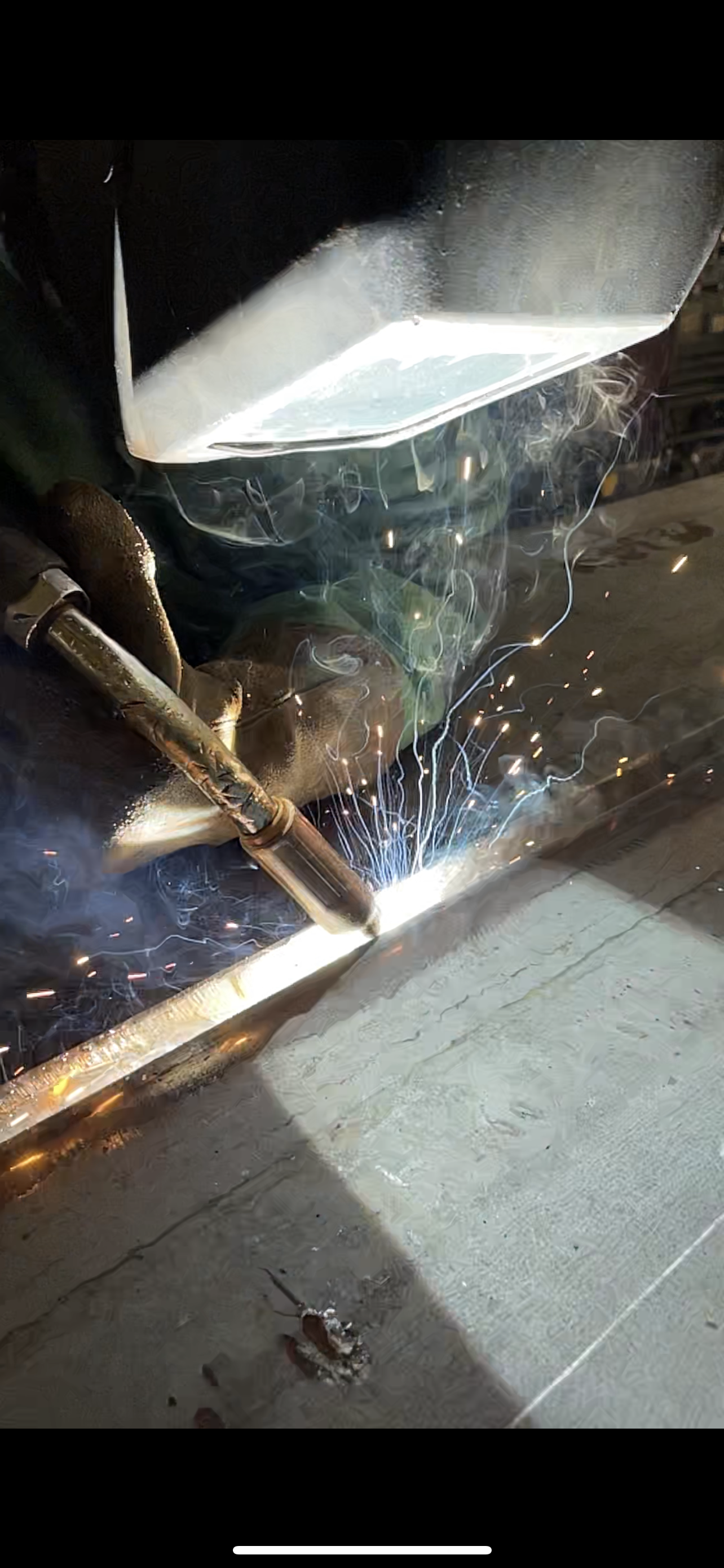 Premium Welding LLC logo