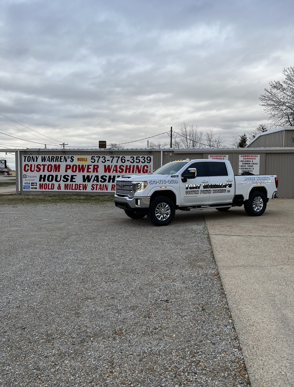 Tony Warrens Custom Power Washing, LLC logo