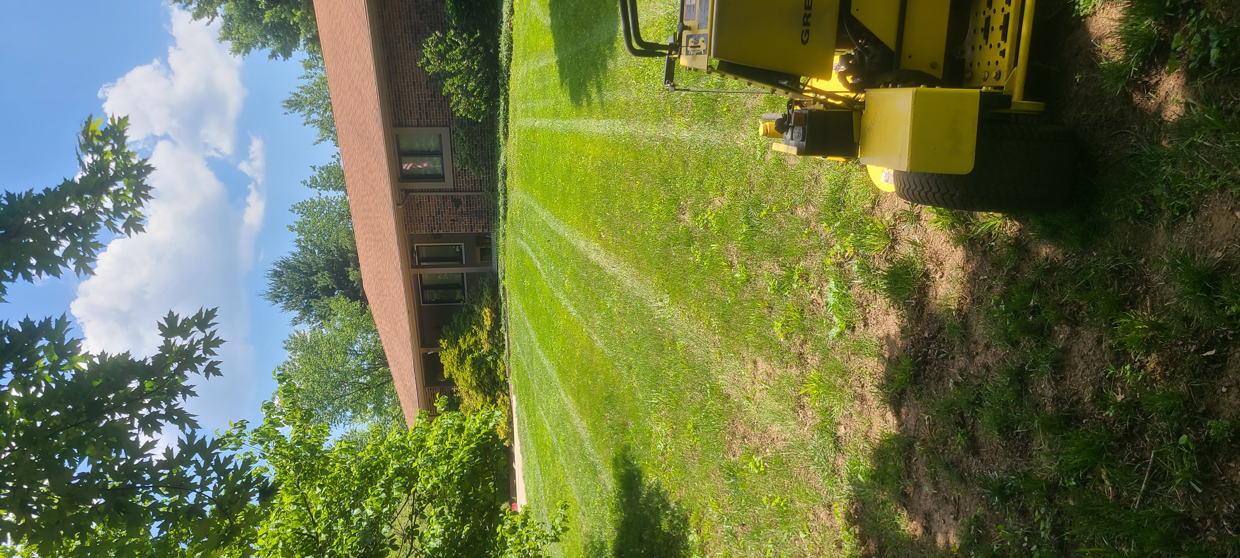 Avatar for Bennett's Lawn Care
