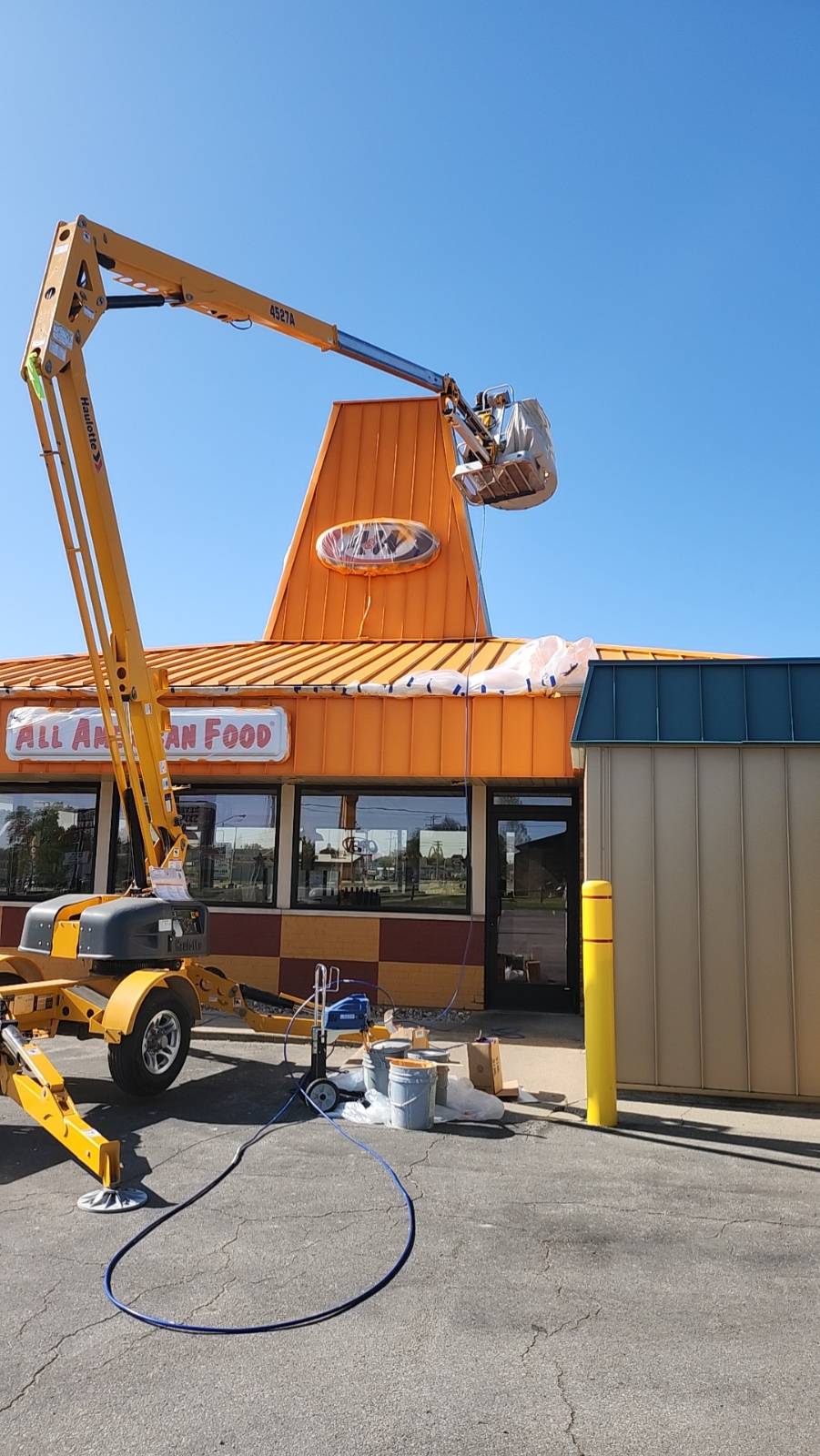 Larry's painting and powerwashing logo