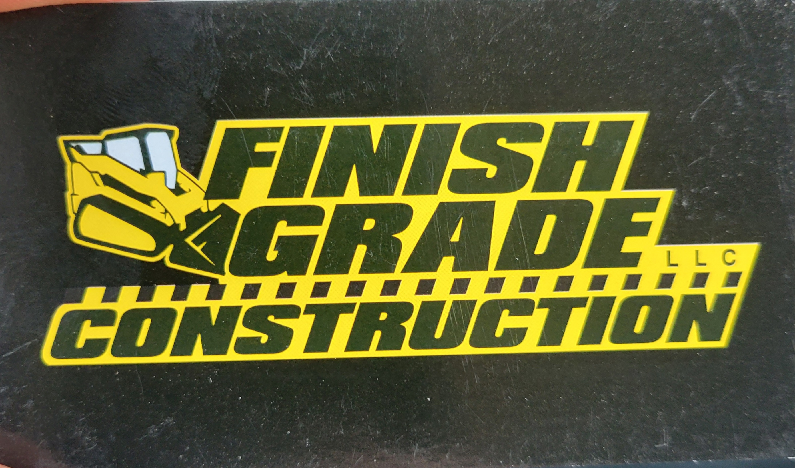 FINISH GRADE CONSTRUCTION logo