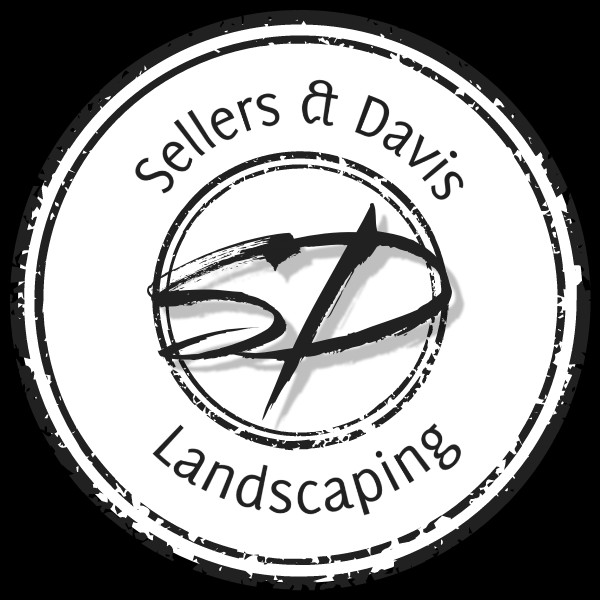 Sellers And Davis Lawn Maintenance logo