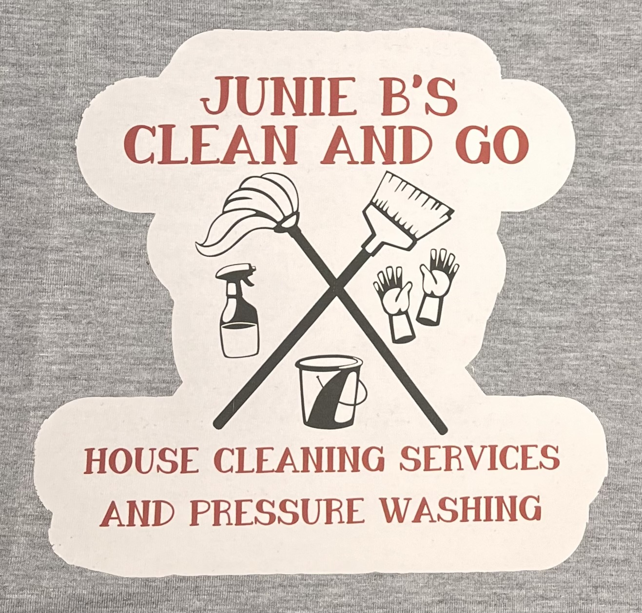 Junie Bs Clean and Go logo