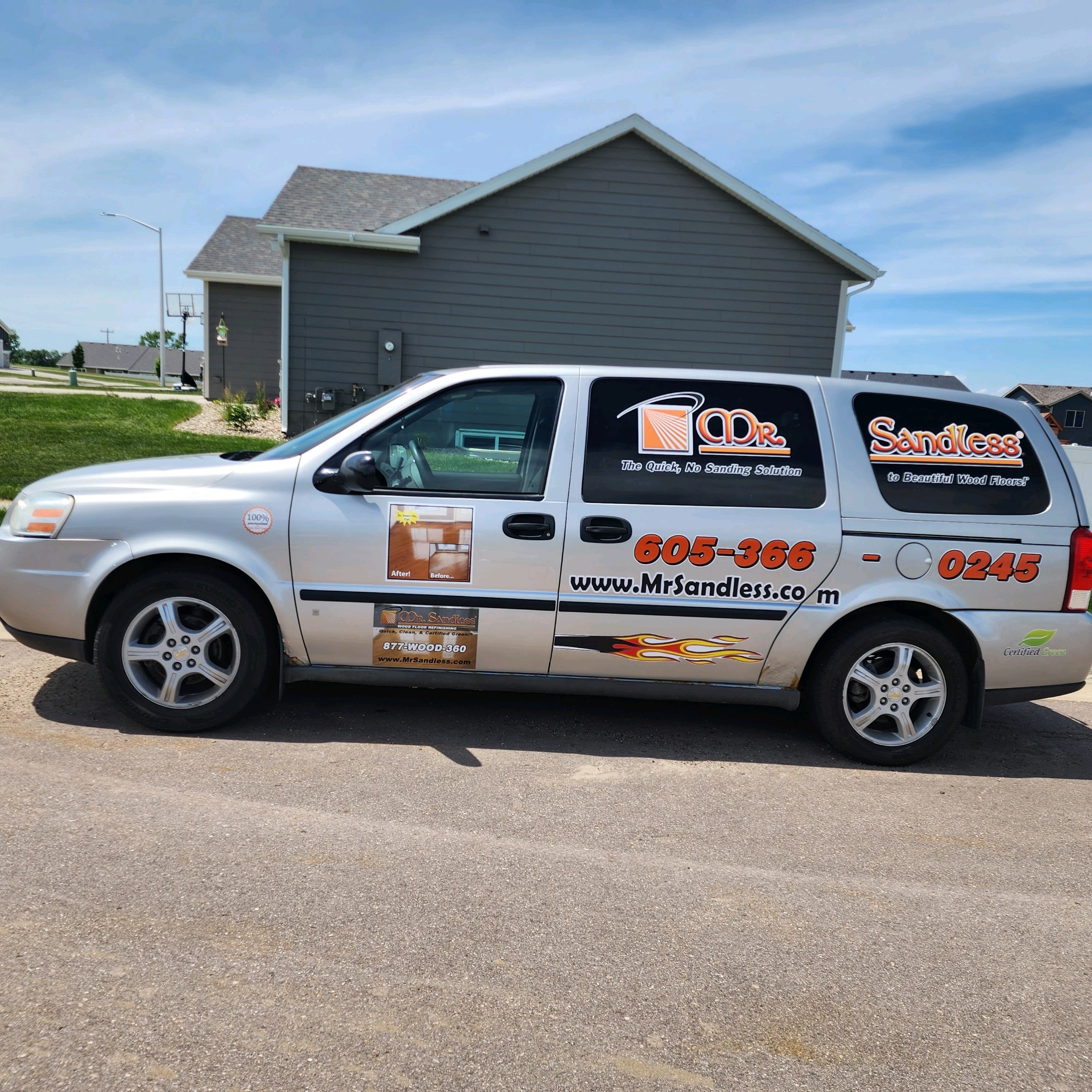 Sioux Falls Mr. Sandless logo