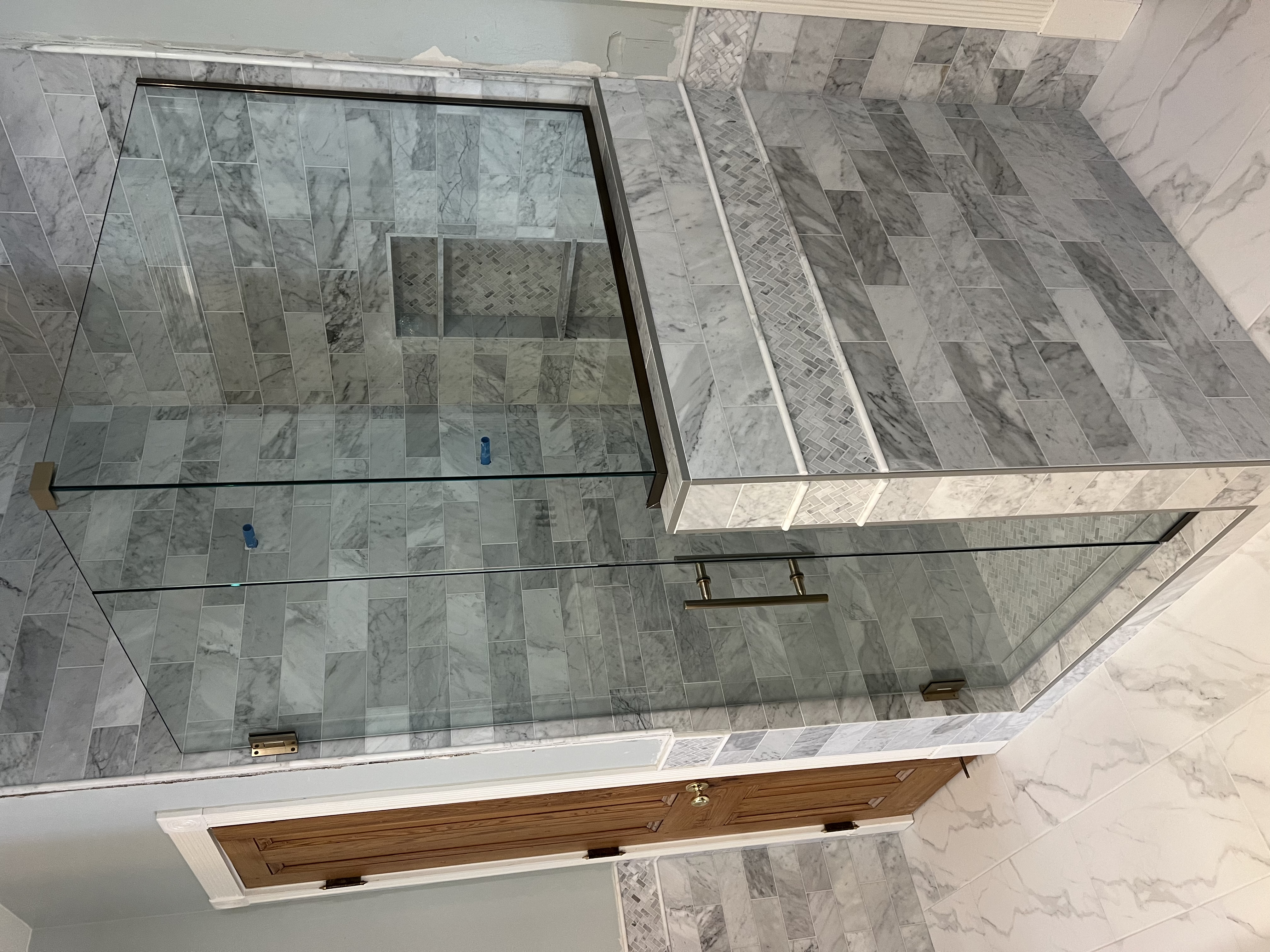 Coastal Glass And Mirror,LLC logo