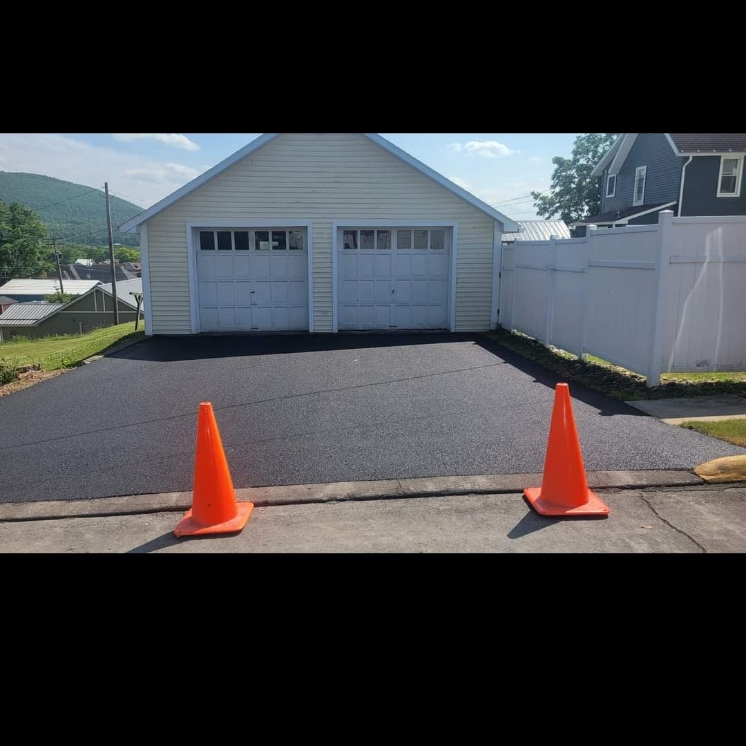 Avatar for Henry's Paving