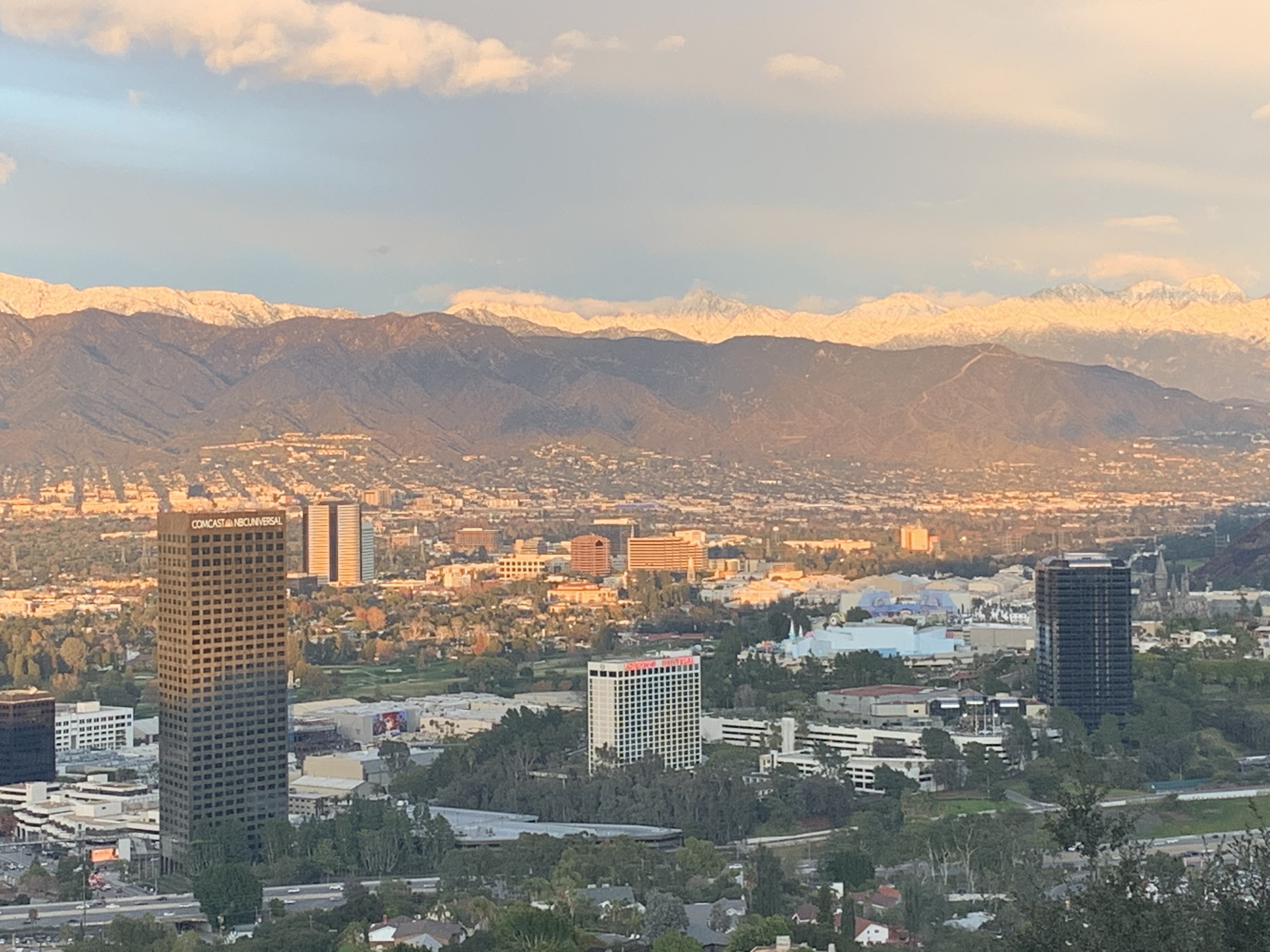 Construction Vasquez logo