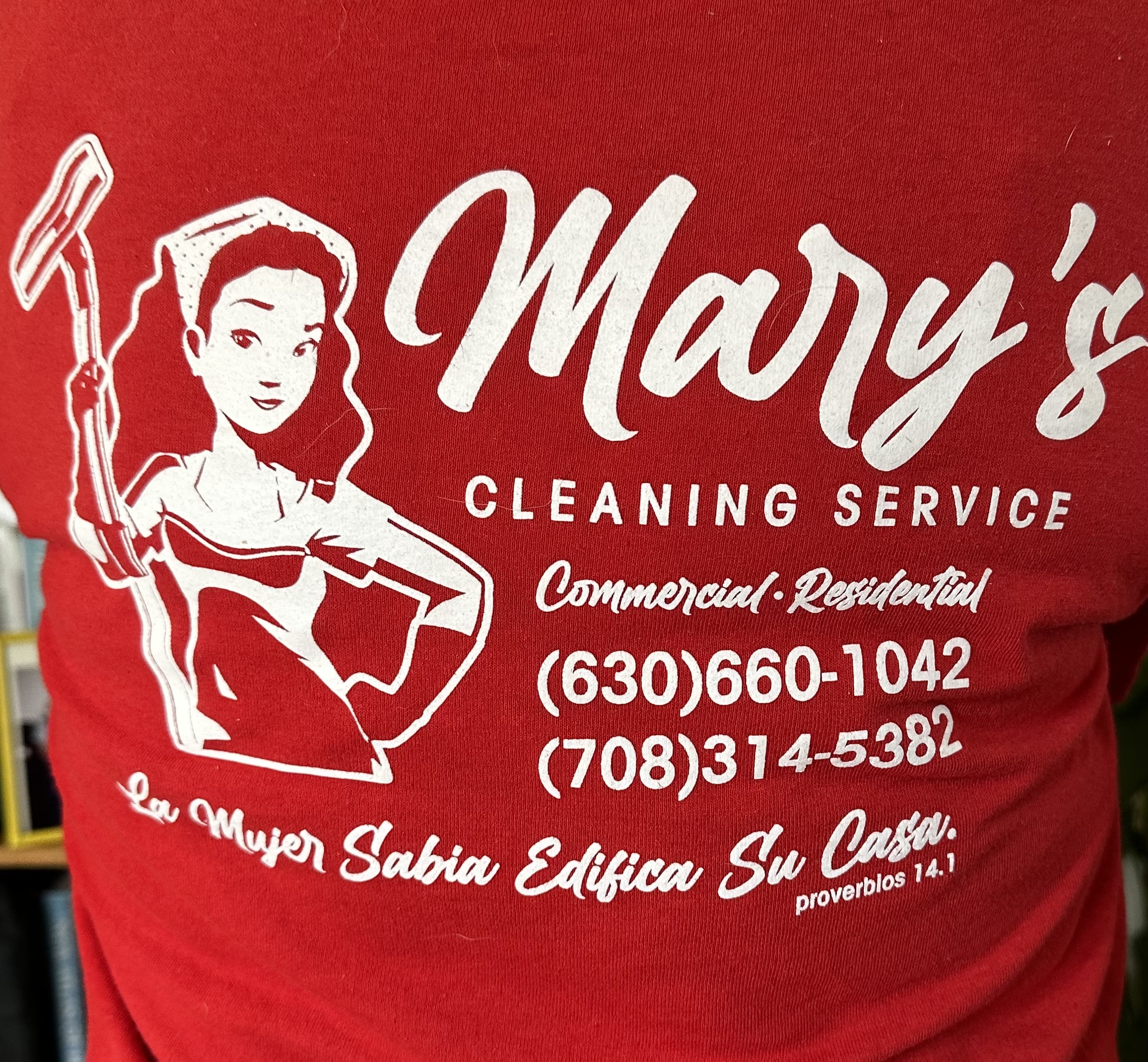 Mari's Cleaning Services logo