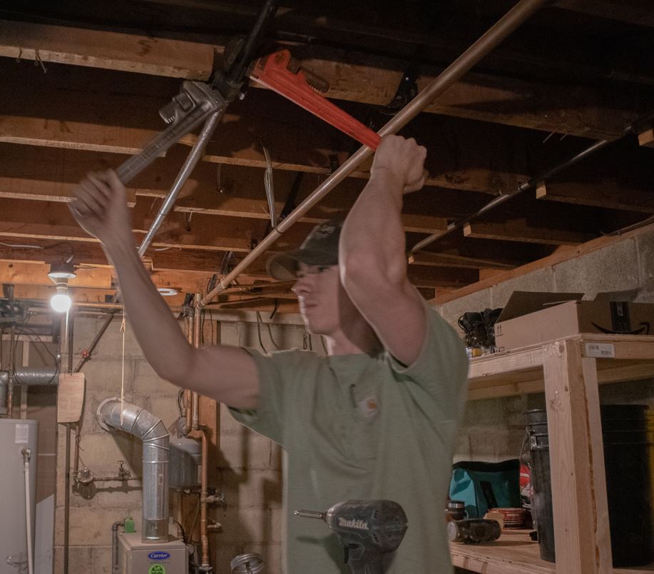 Logan's Plumbing logo