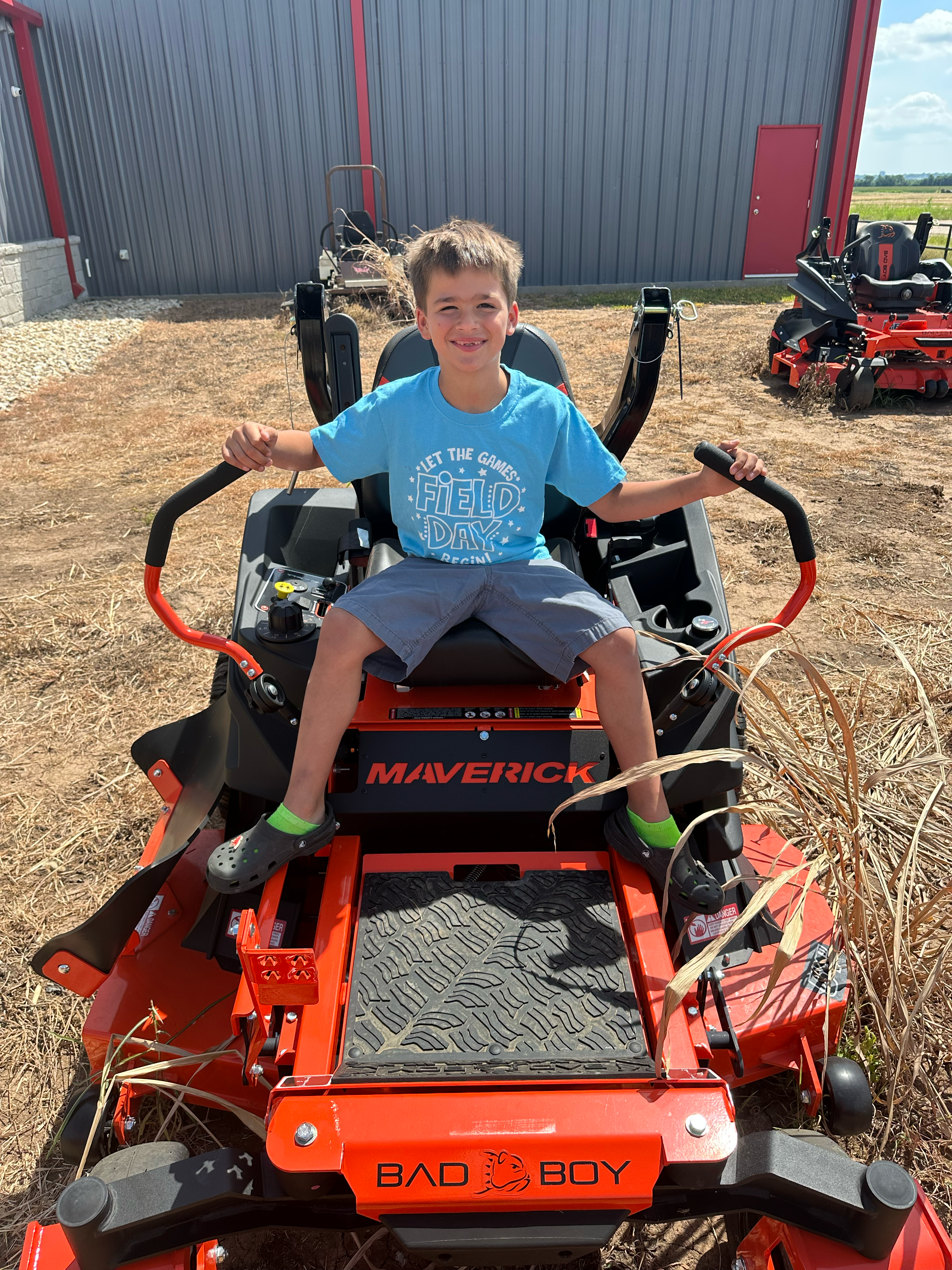 Southern Cut Lawns logo