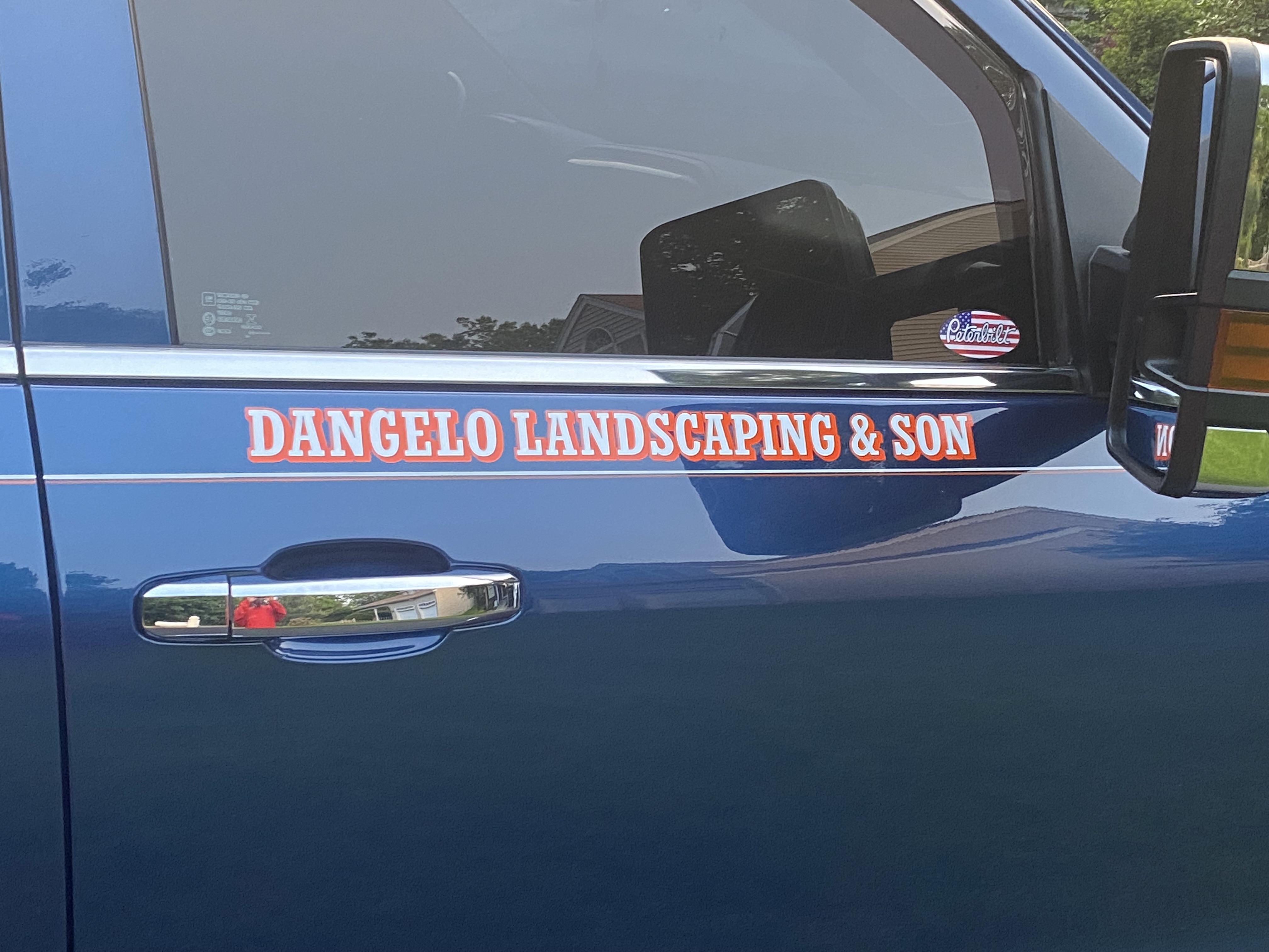 Dangelo Landscaping & Son logo