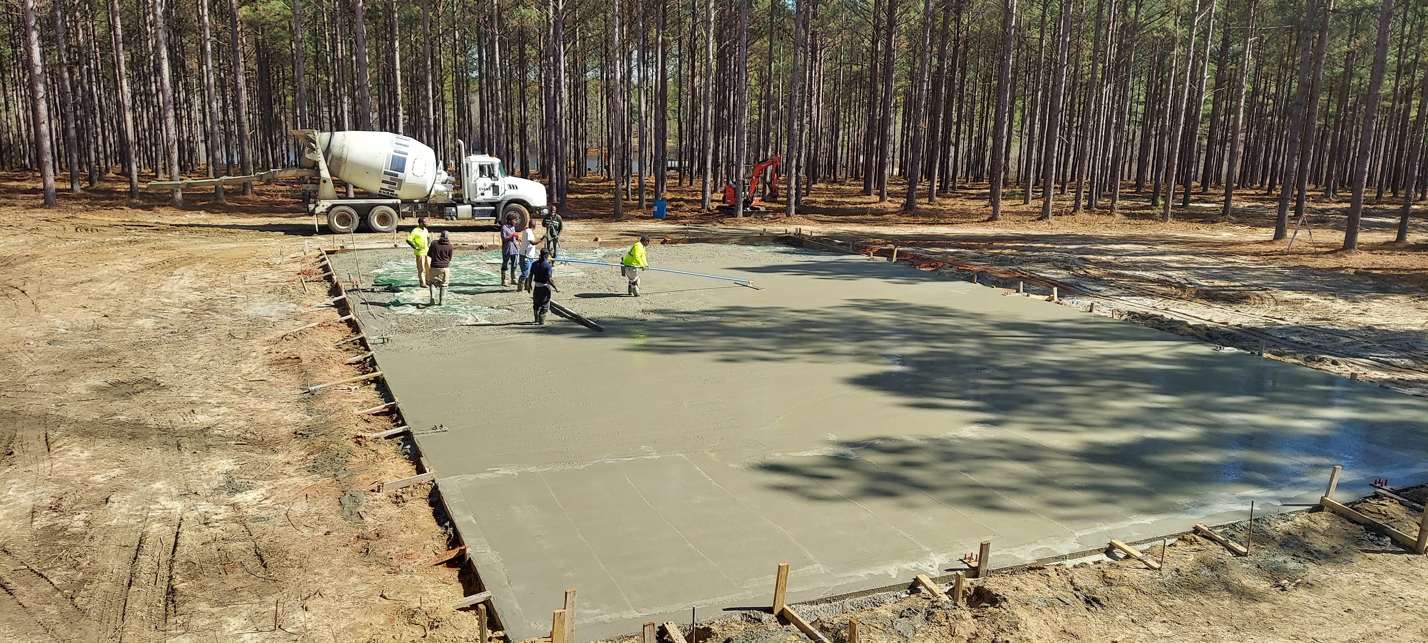 Evans Concrete Finishing Co. logo