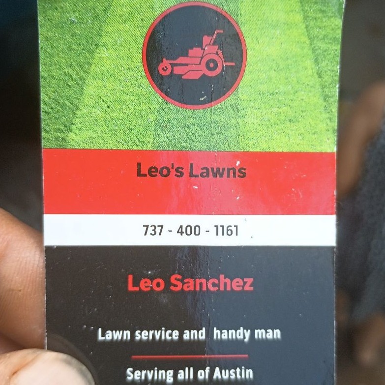 Leo's lawns logo