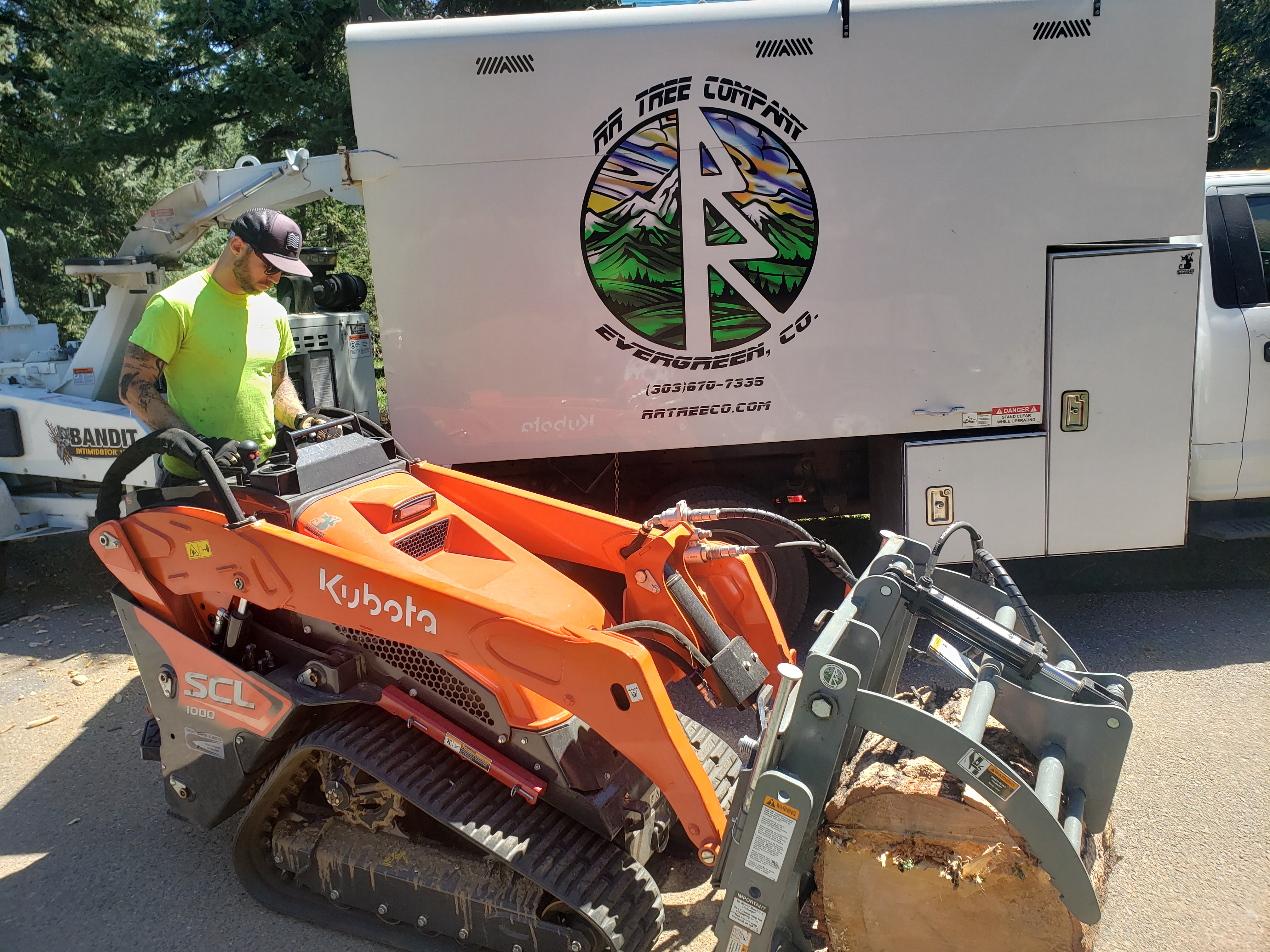 RR Tree Company logo