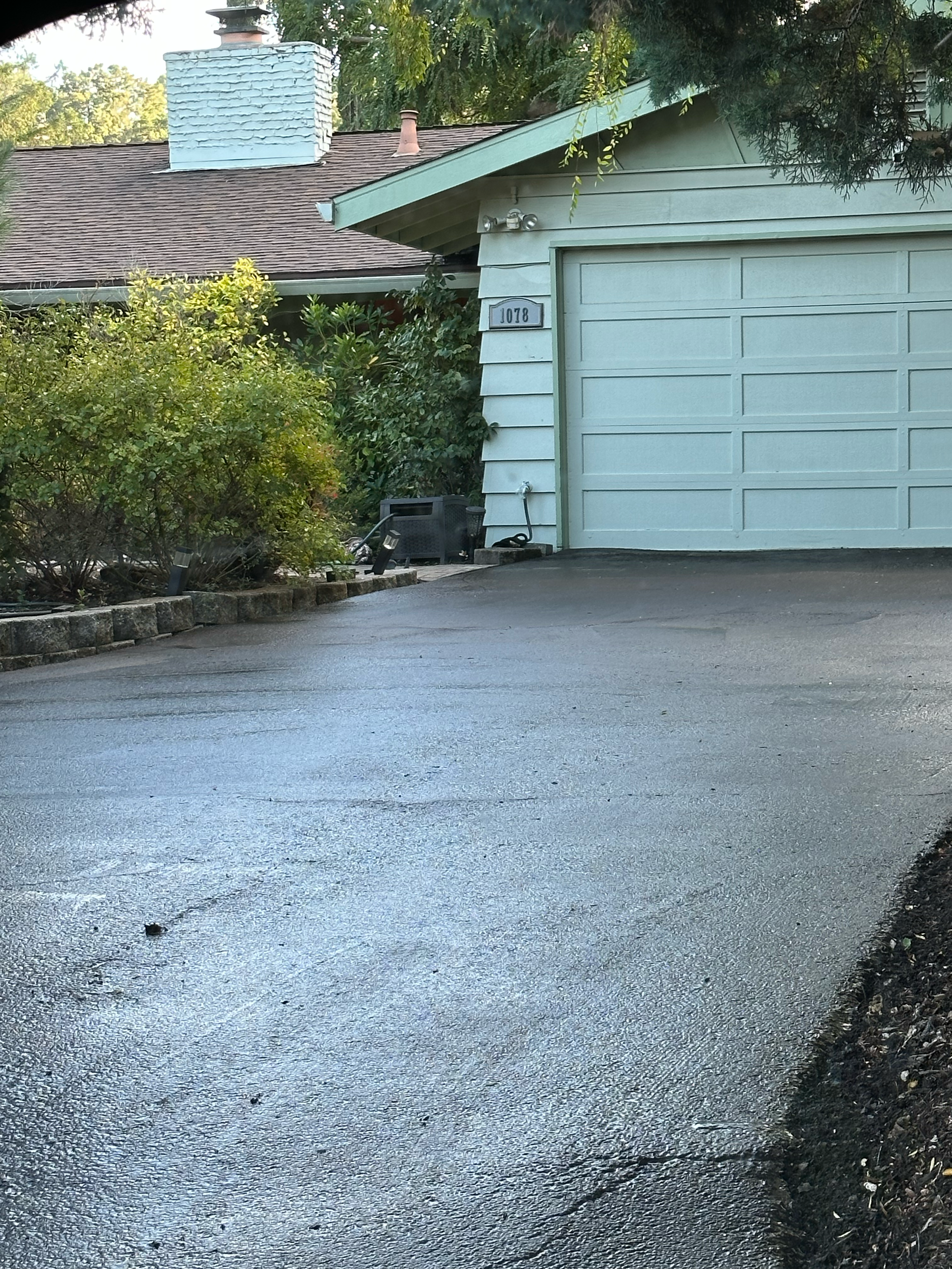 Avatar for Frankie Pauls Ashpalt & Concrete Resurfacing