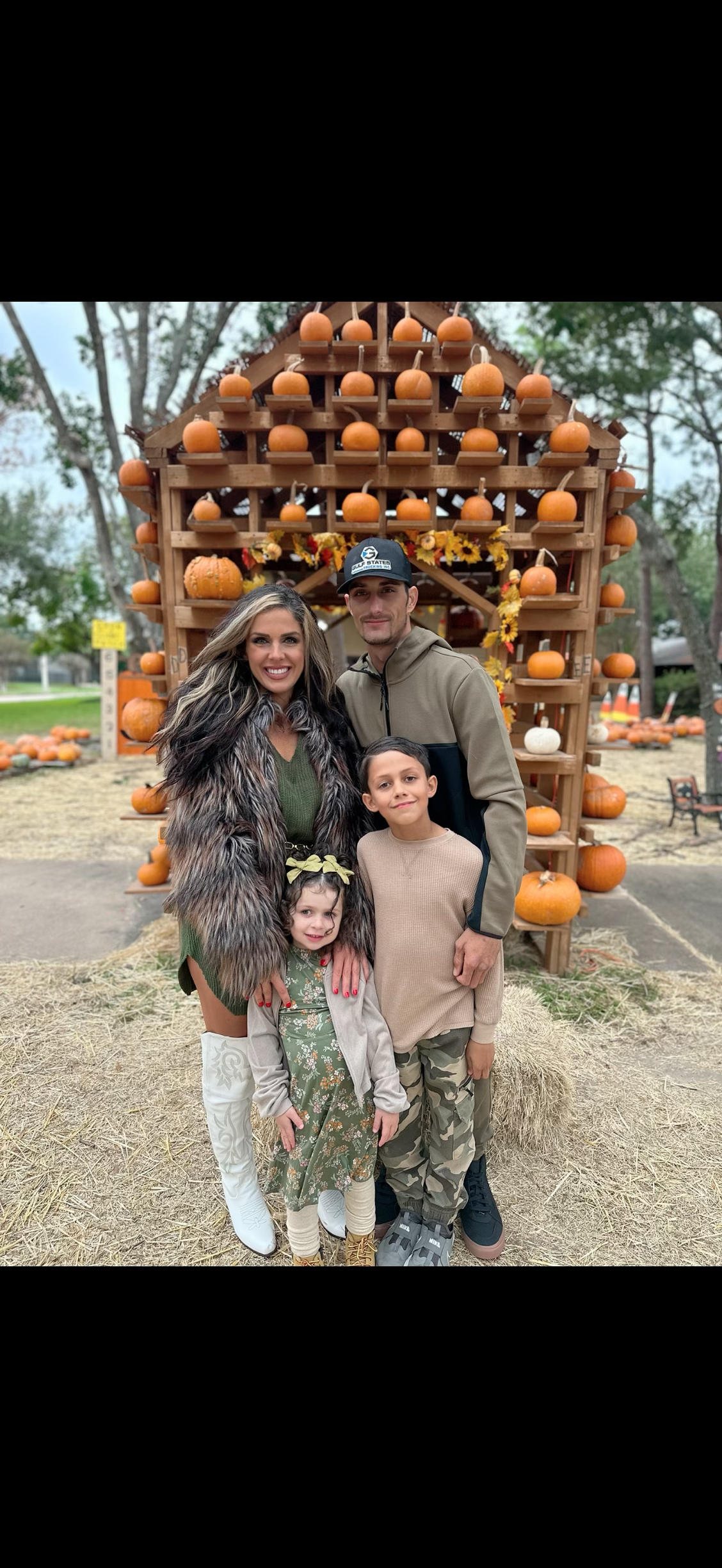 Avatar for Pressure washing