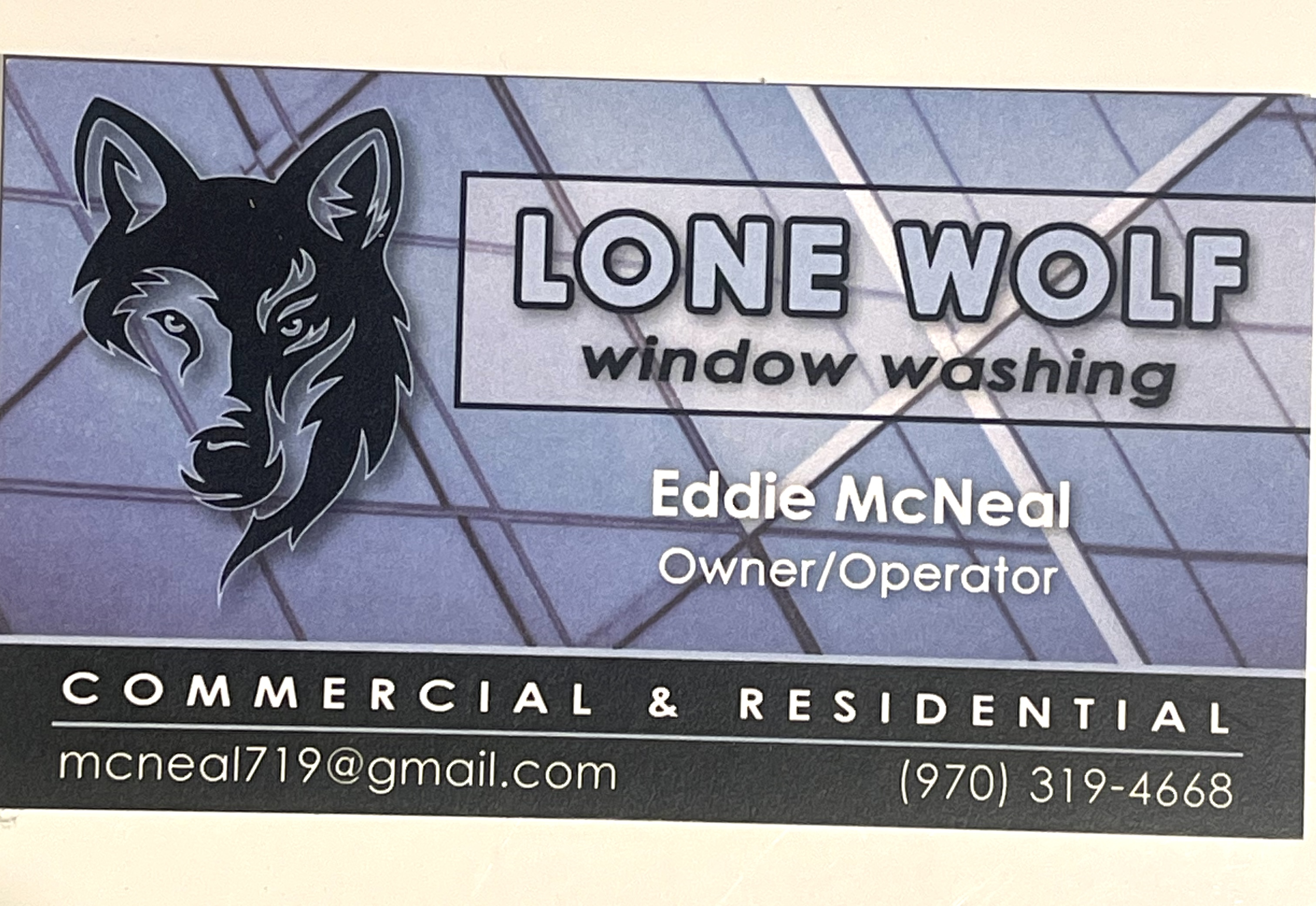 Lone Wolf Window Washing logo