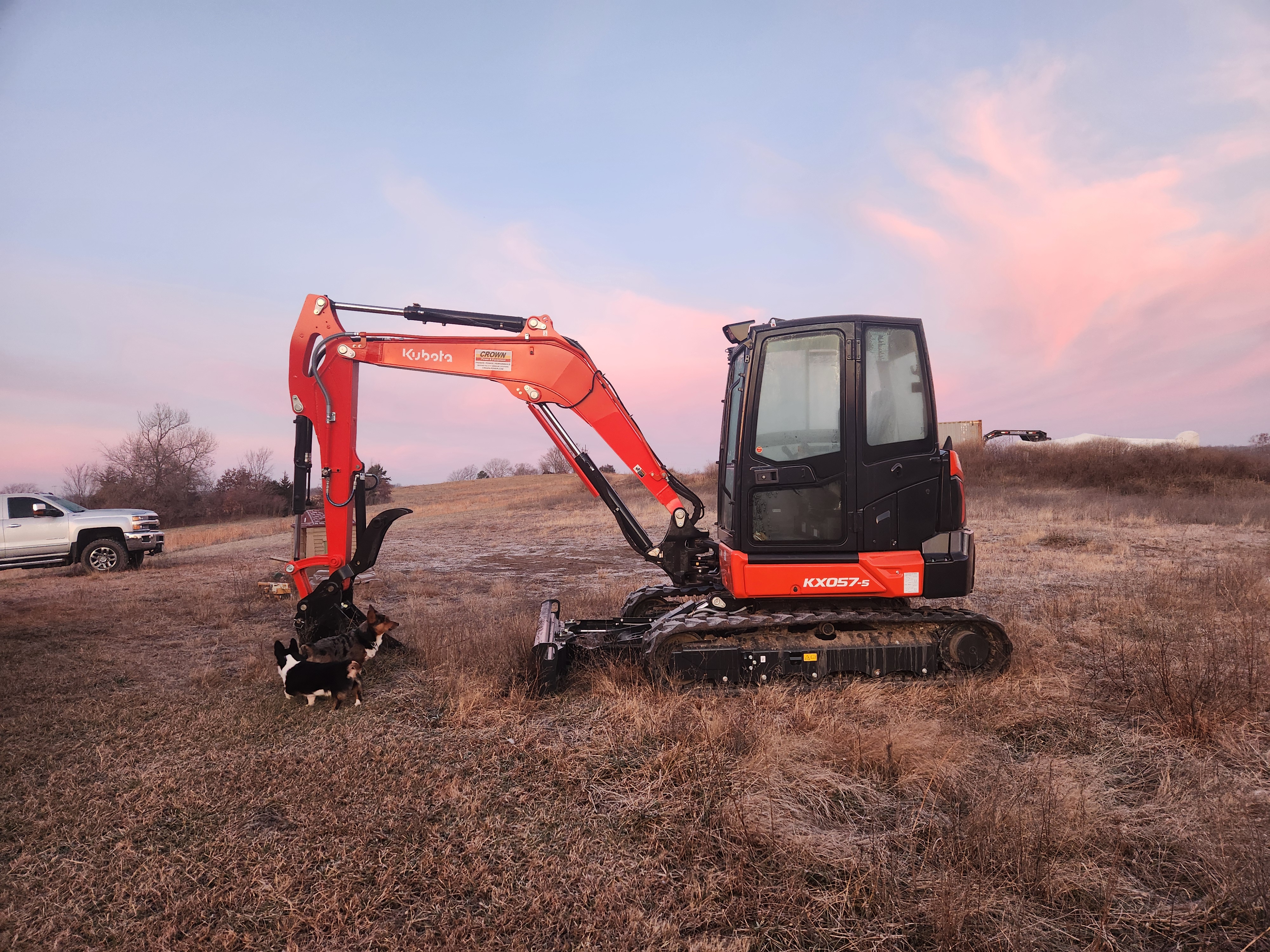 Reeter Excavating LLC logo