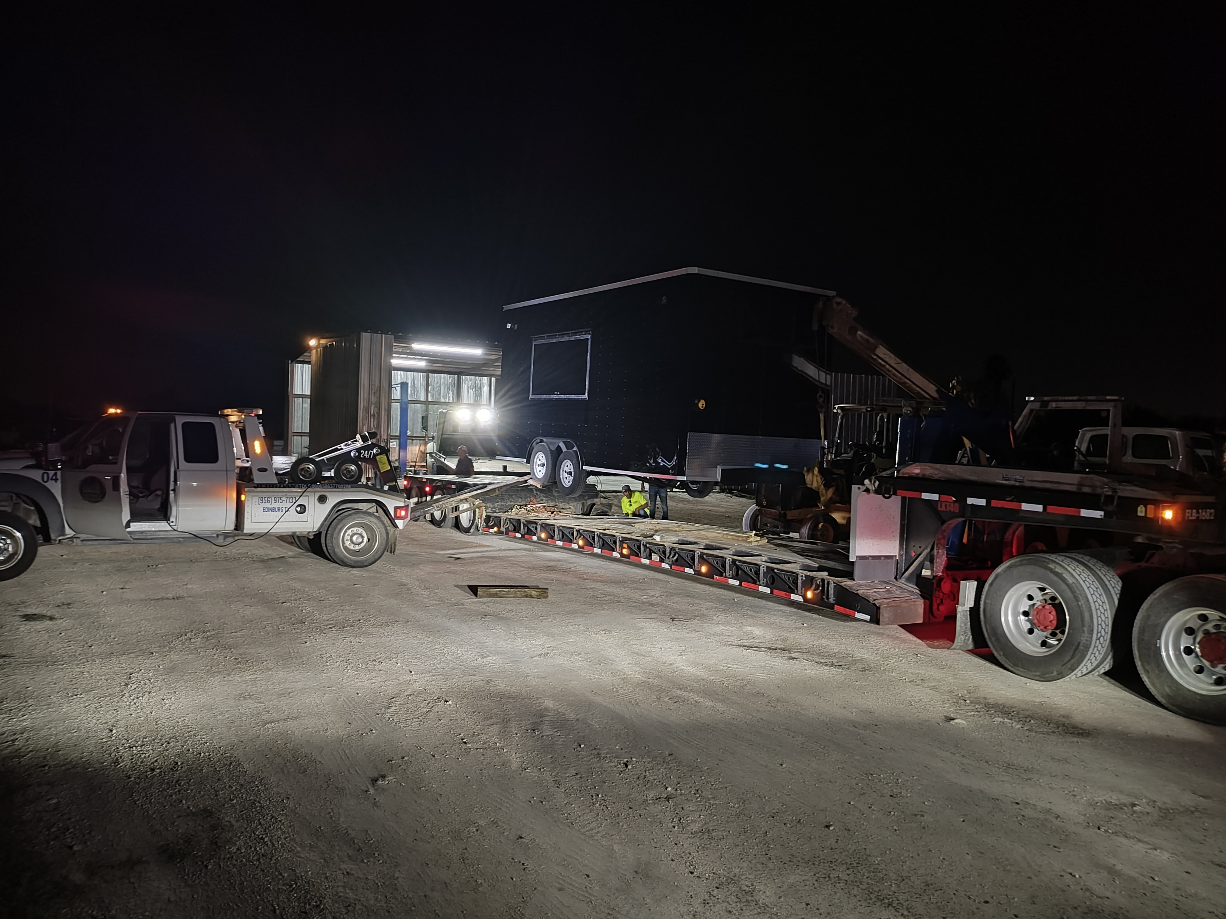 J&Js Towing and Recovery LLC logo