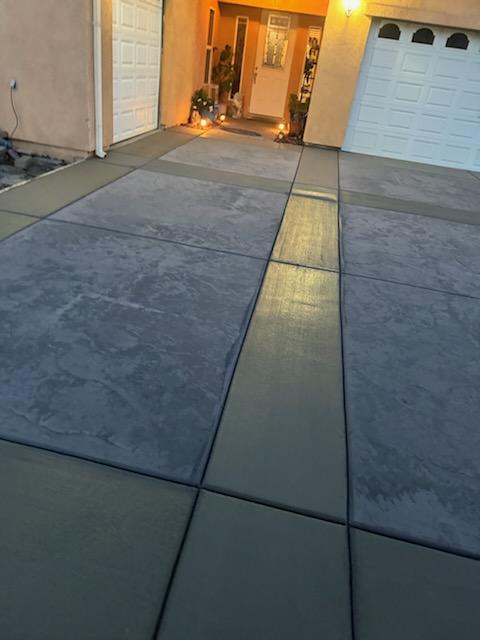 Cold River Concrete logo