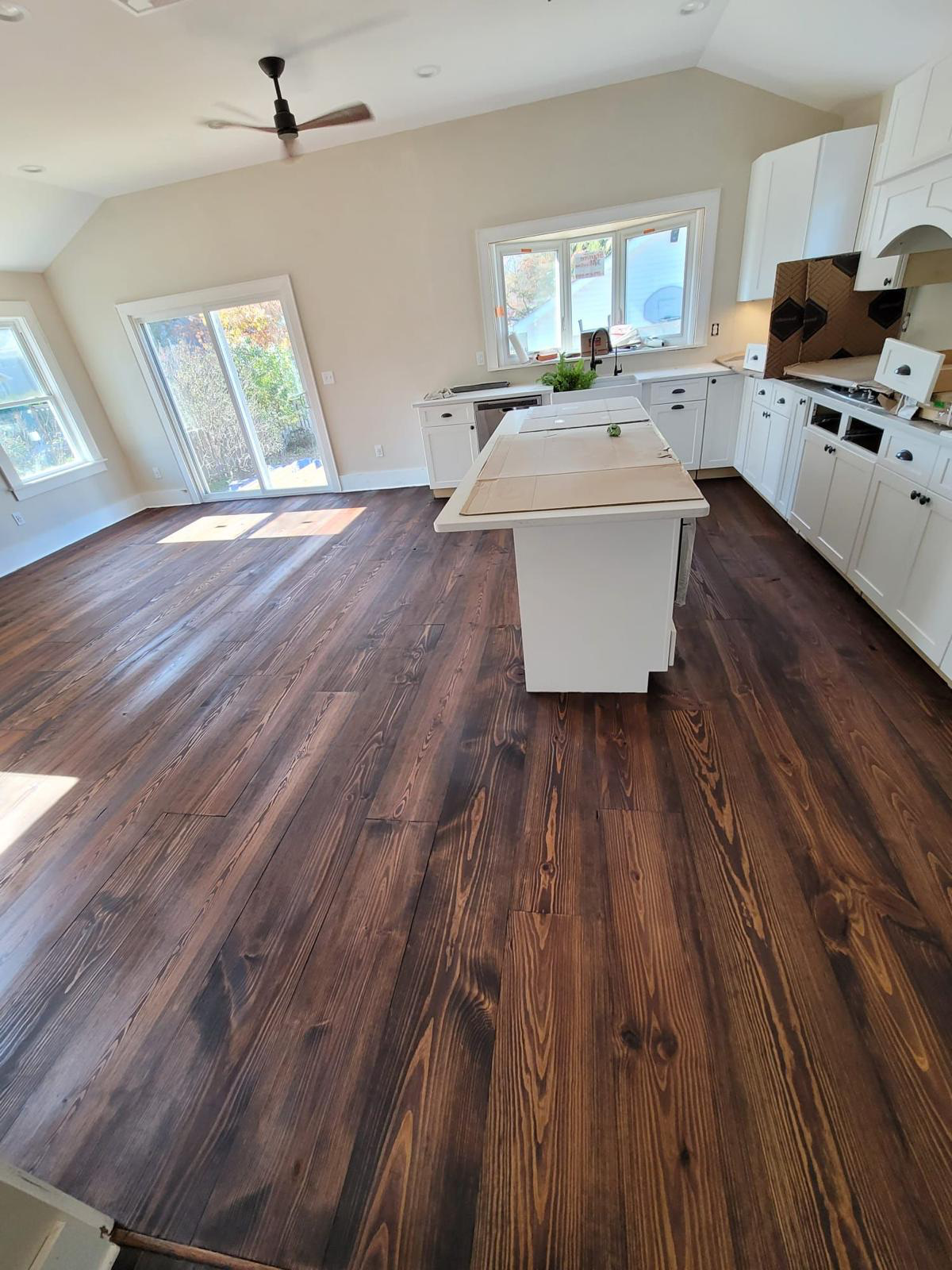 Logo for # 1 FLOORING