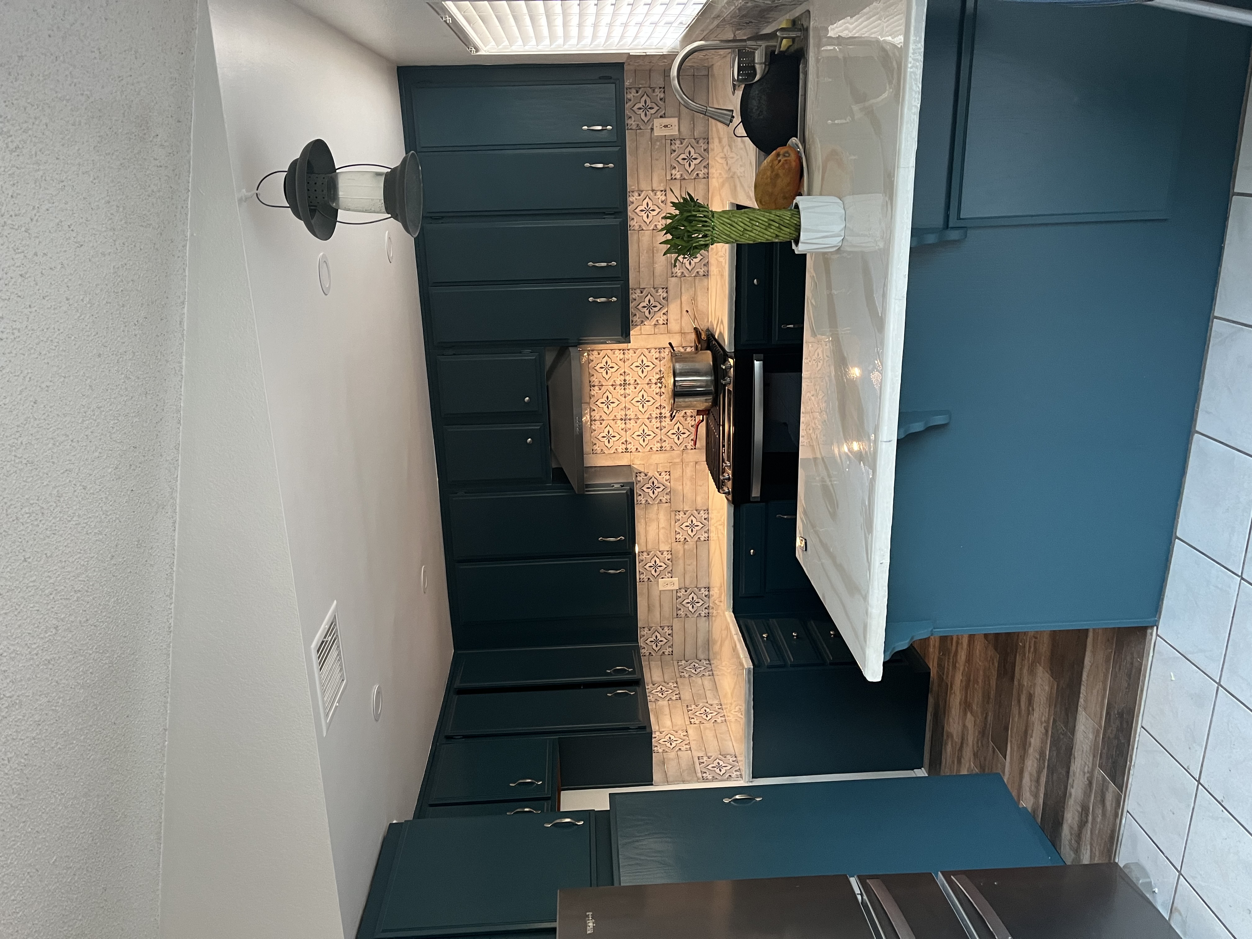 Avatar for Monteon painting