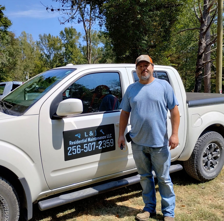 L & J Residential Maintenance LLC logo
