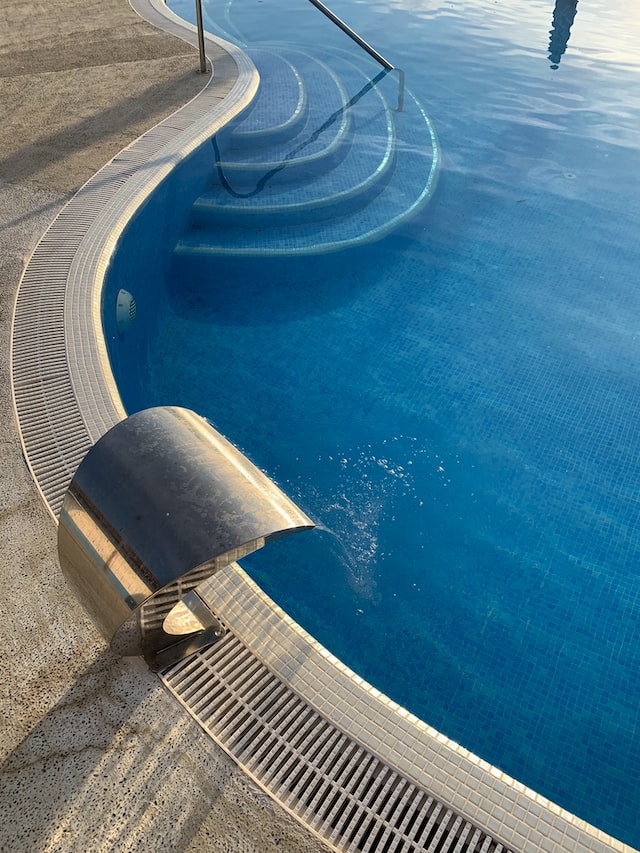 Four Seasons Pool Care logo