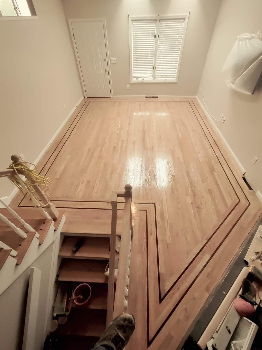 Hardwood Flooring Service logo