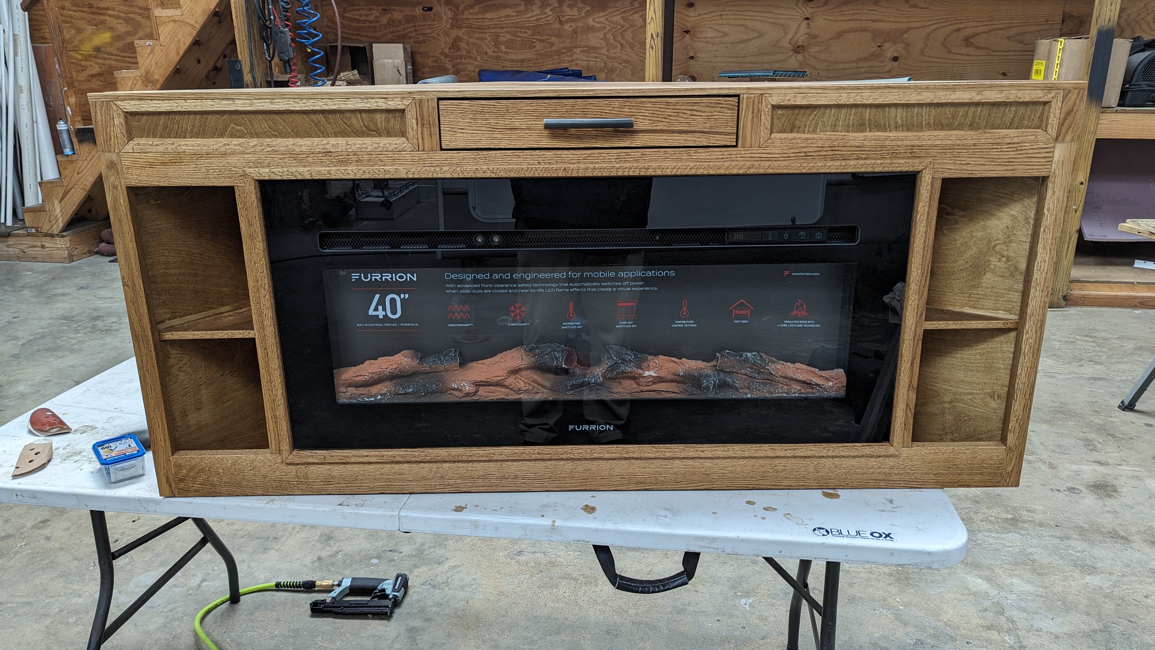 Dream Craft - Custom Woodworking logo