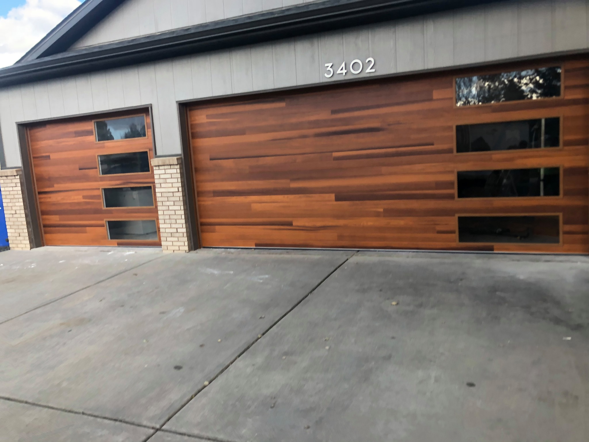 Master Garage Door Service logo