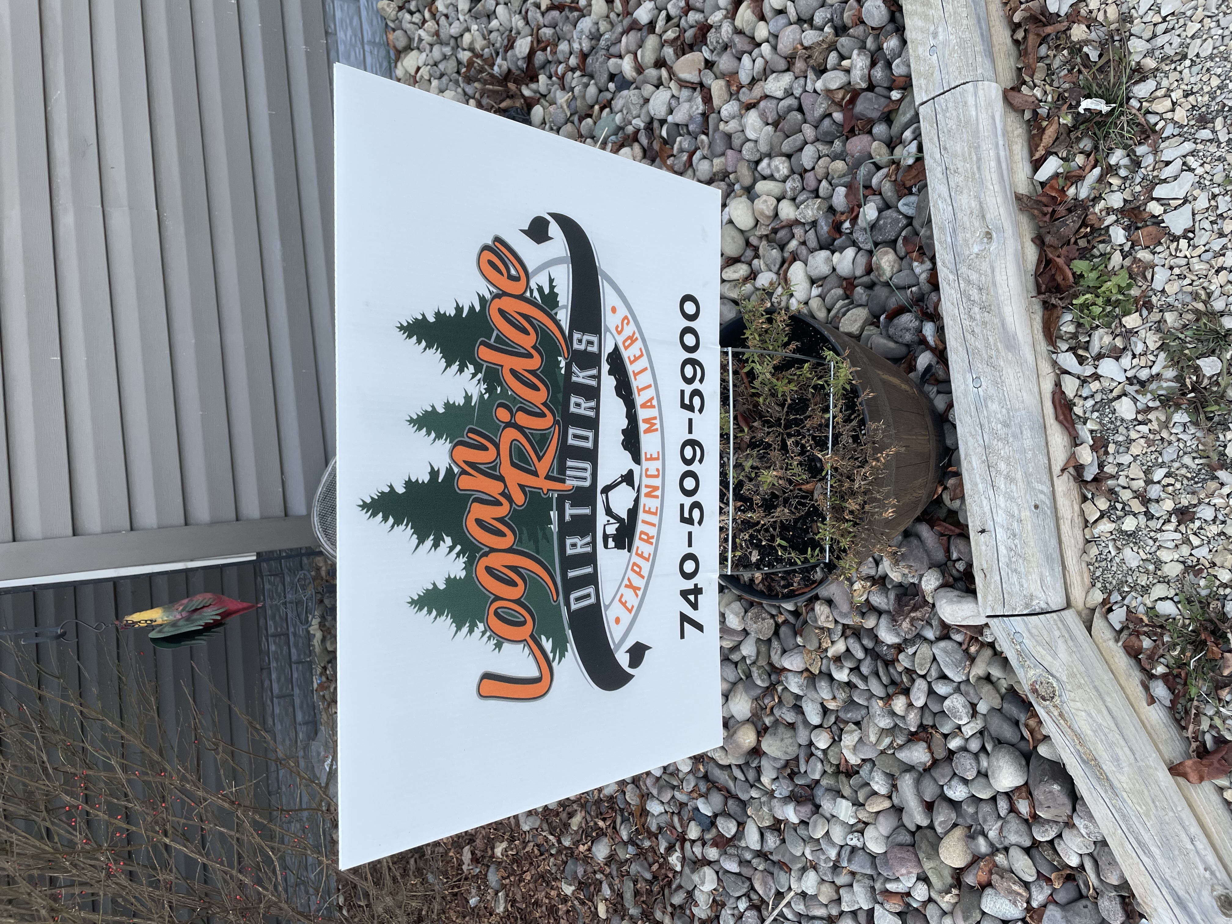 Logan Ridge Dirtworks logo