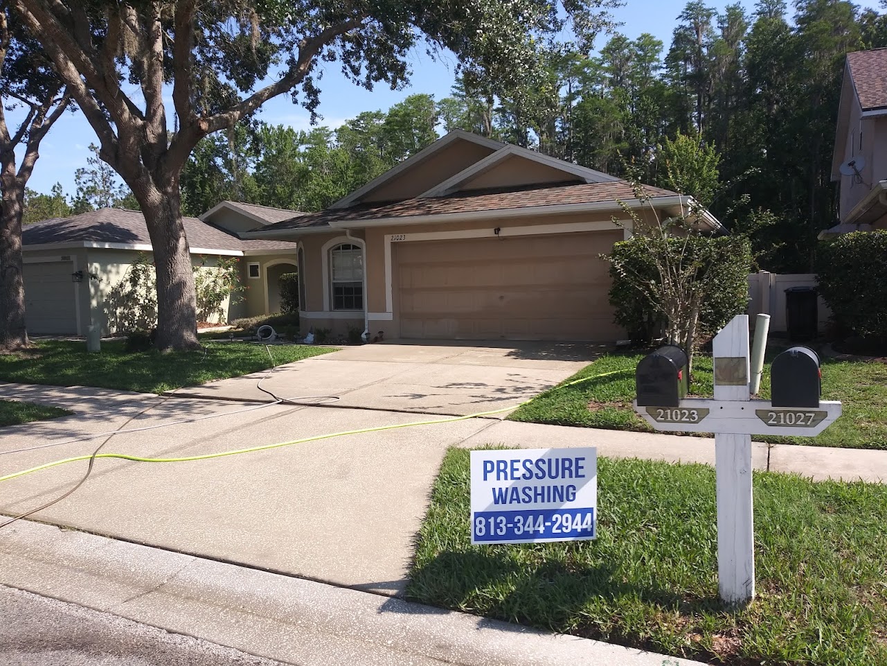 CR Pressure Wash LLC logo