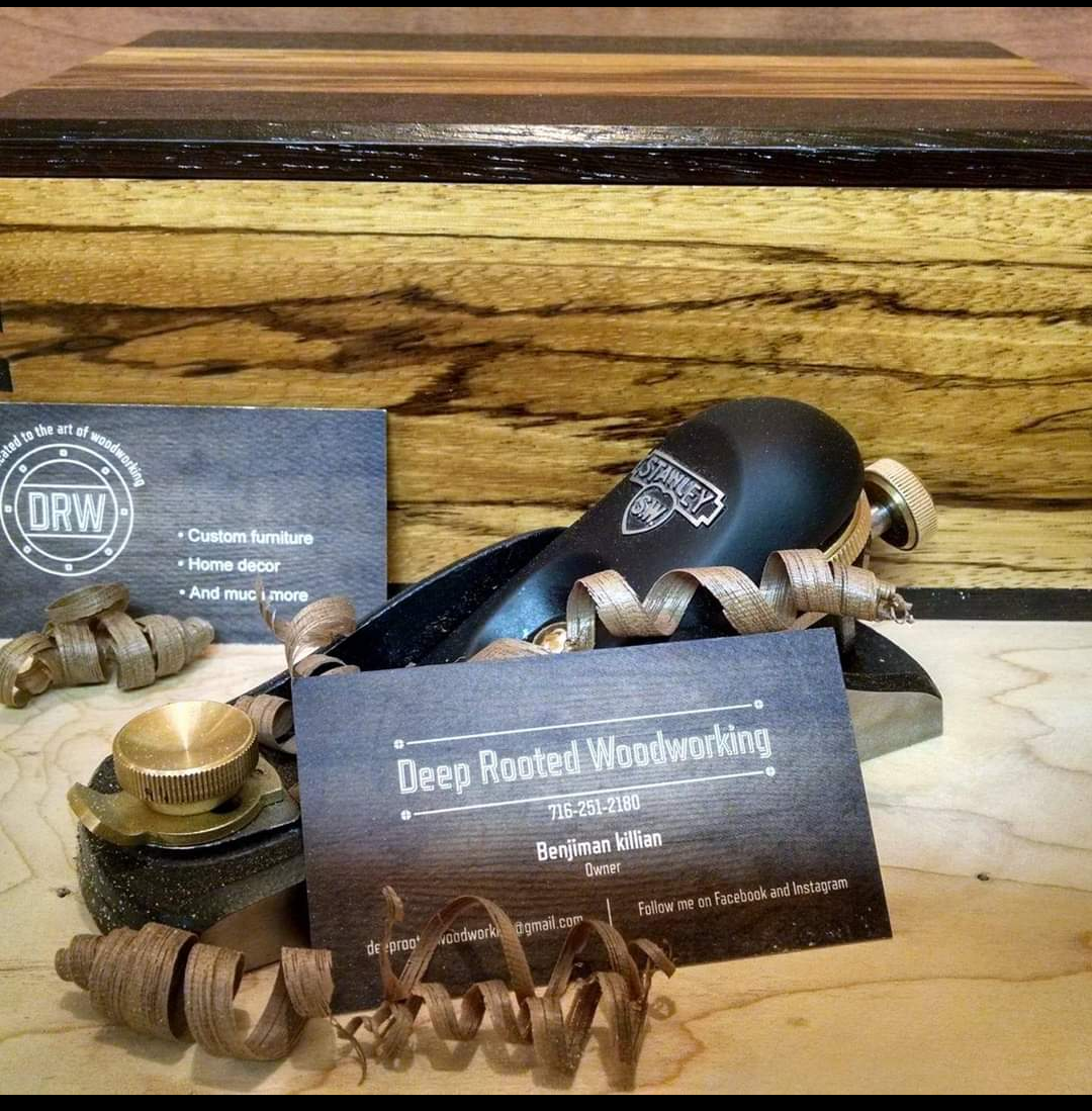 Logo for Deep Rooted Woodworking