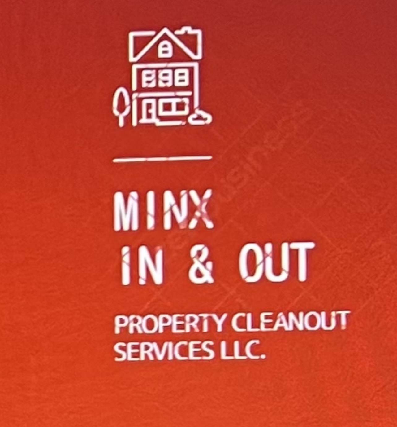 MINX IN & OUT property Cleanout Services LLC logo
