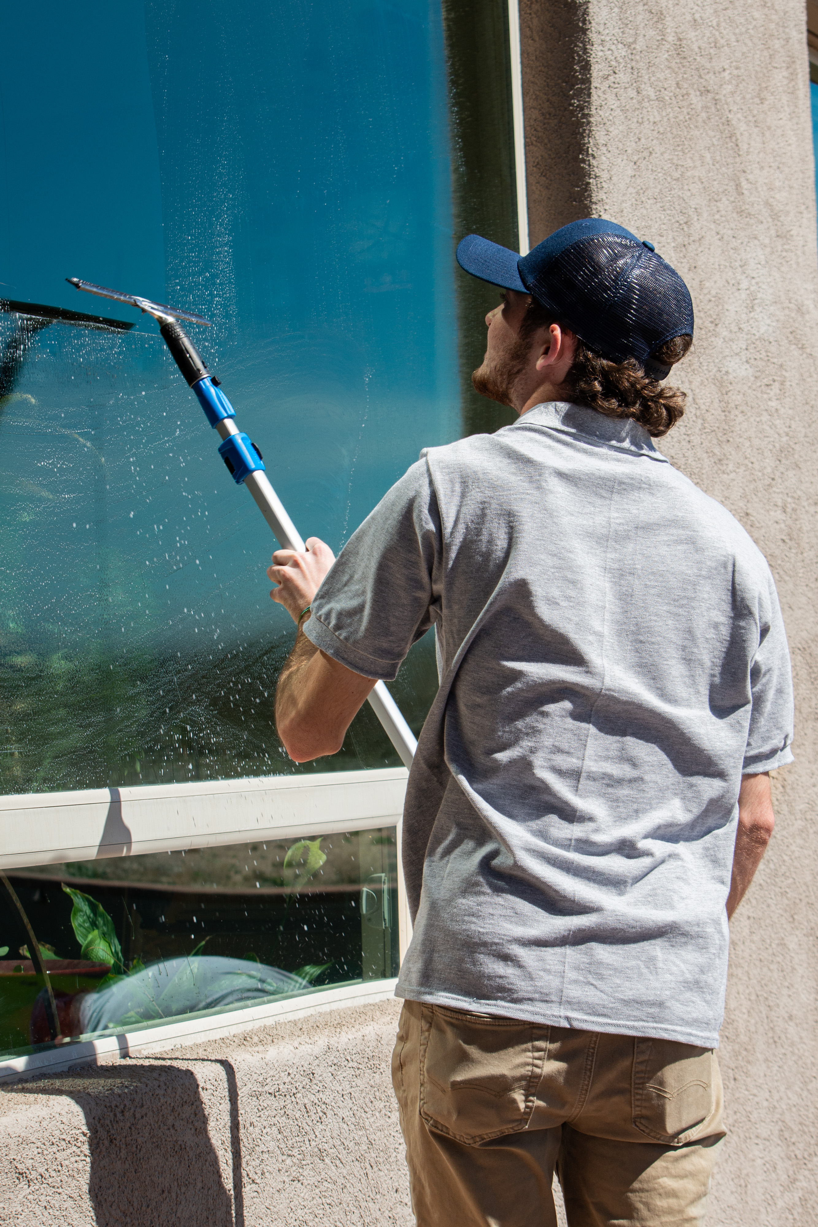 Wade Window Washing LLC. logo