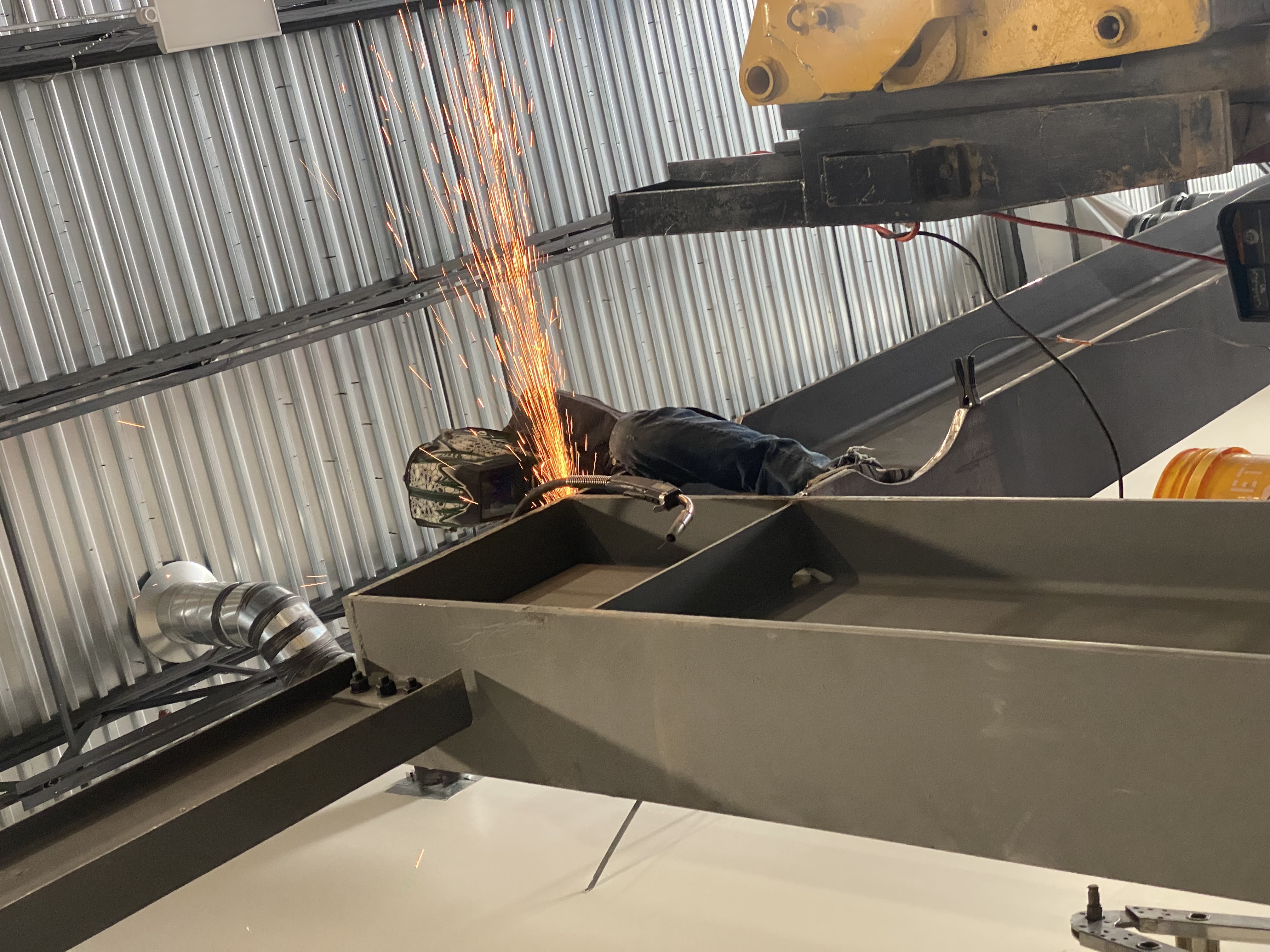 Waters welding and custom fabrication logo