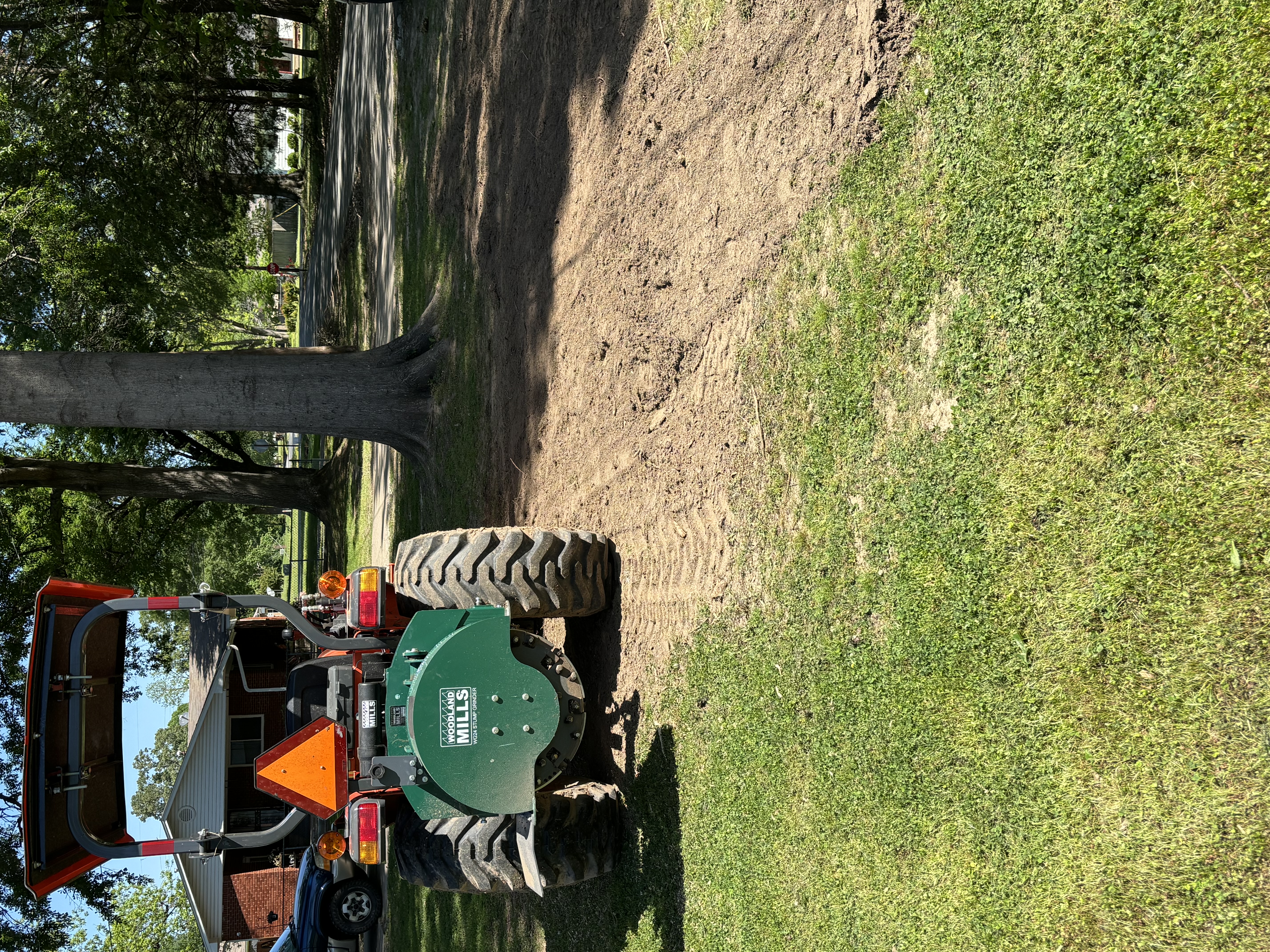 238 Tractor & Wood Service logo