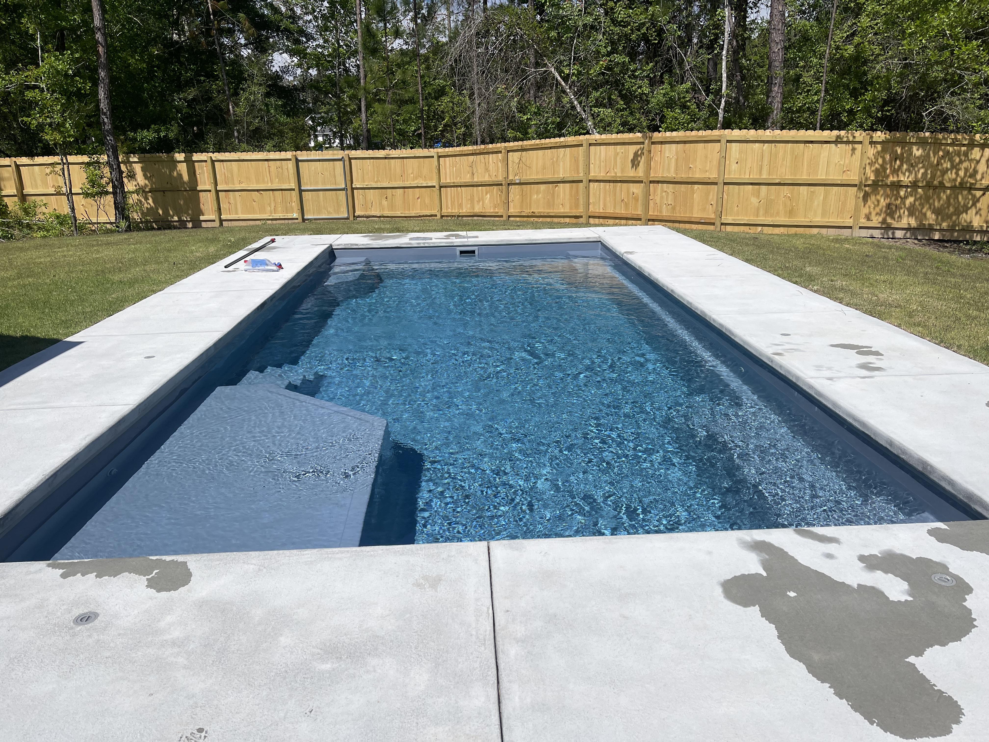 Serenity Pool Care,LLC logo